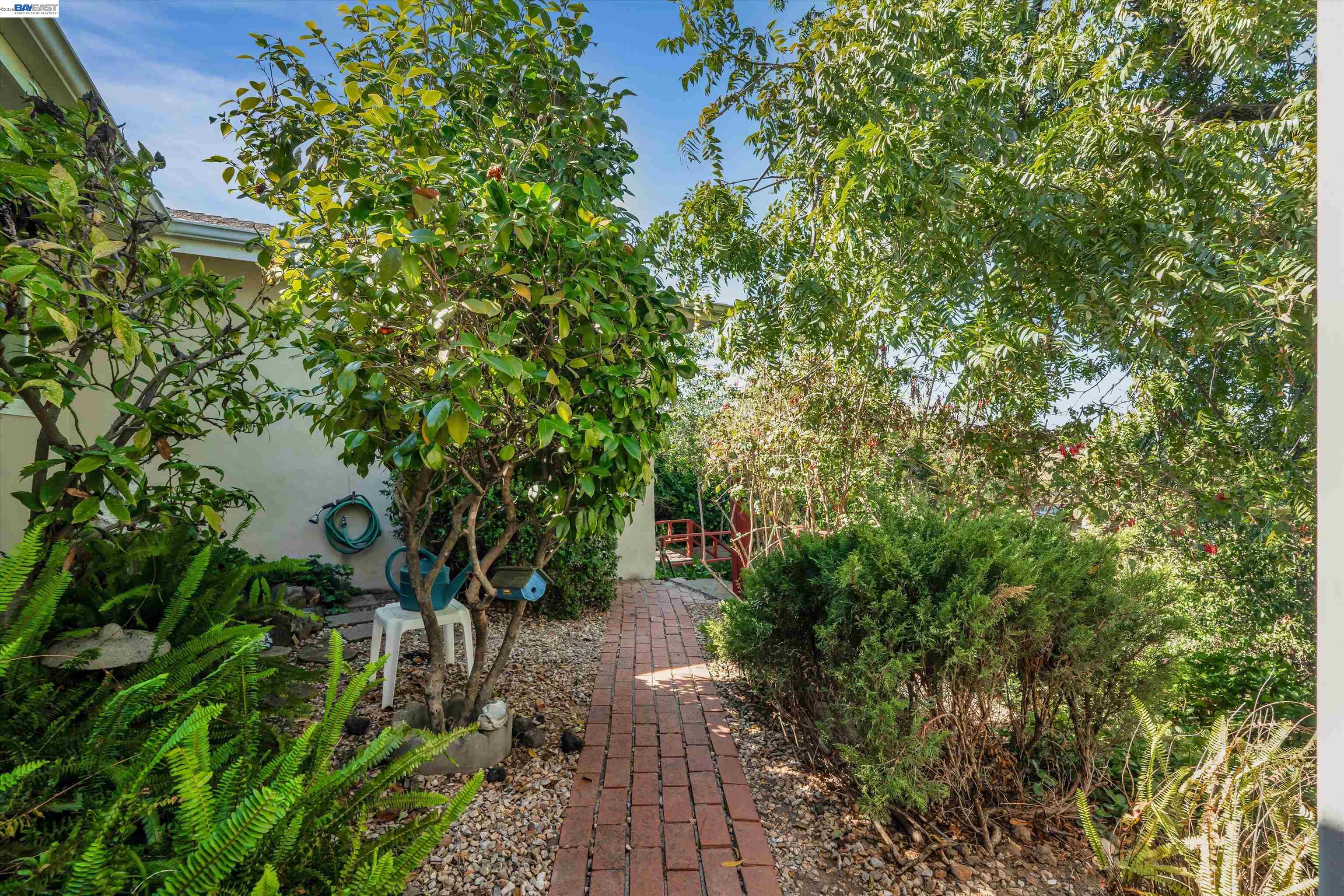 327 Kingston Ave, Martinez CA 94553 — photo 30