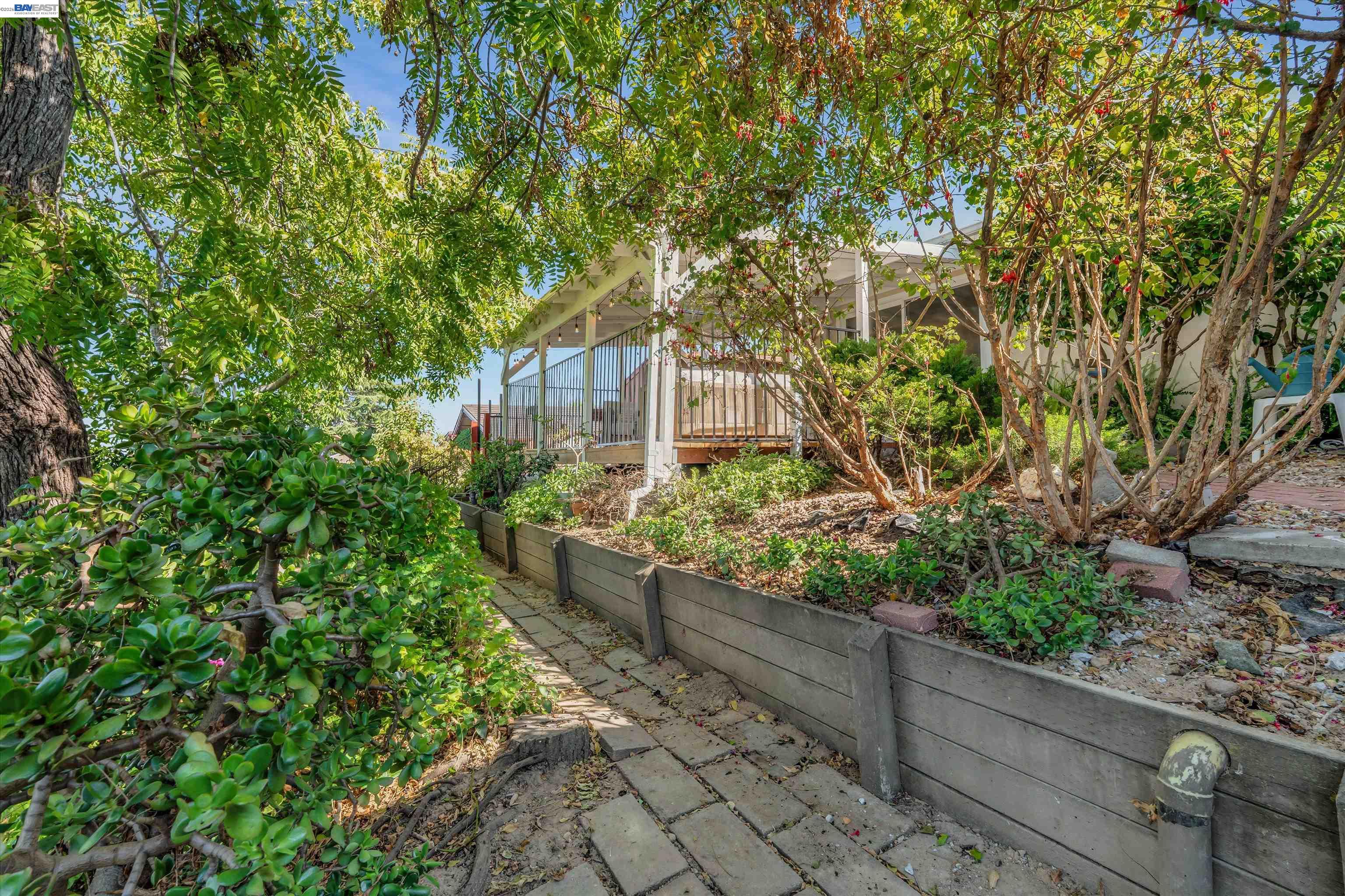 327 Kingston Ave, Martinez CA 94553 — photo 32