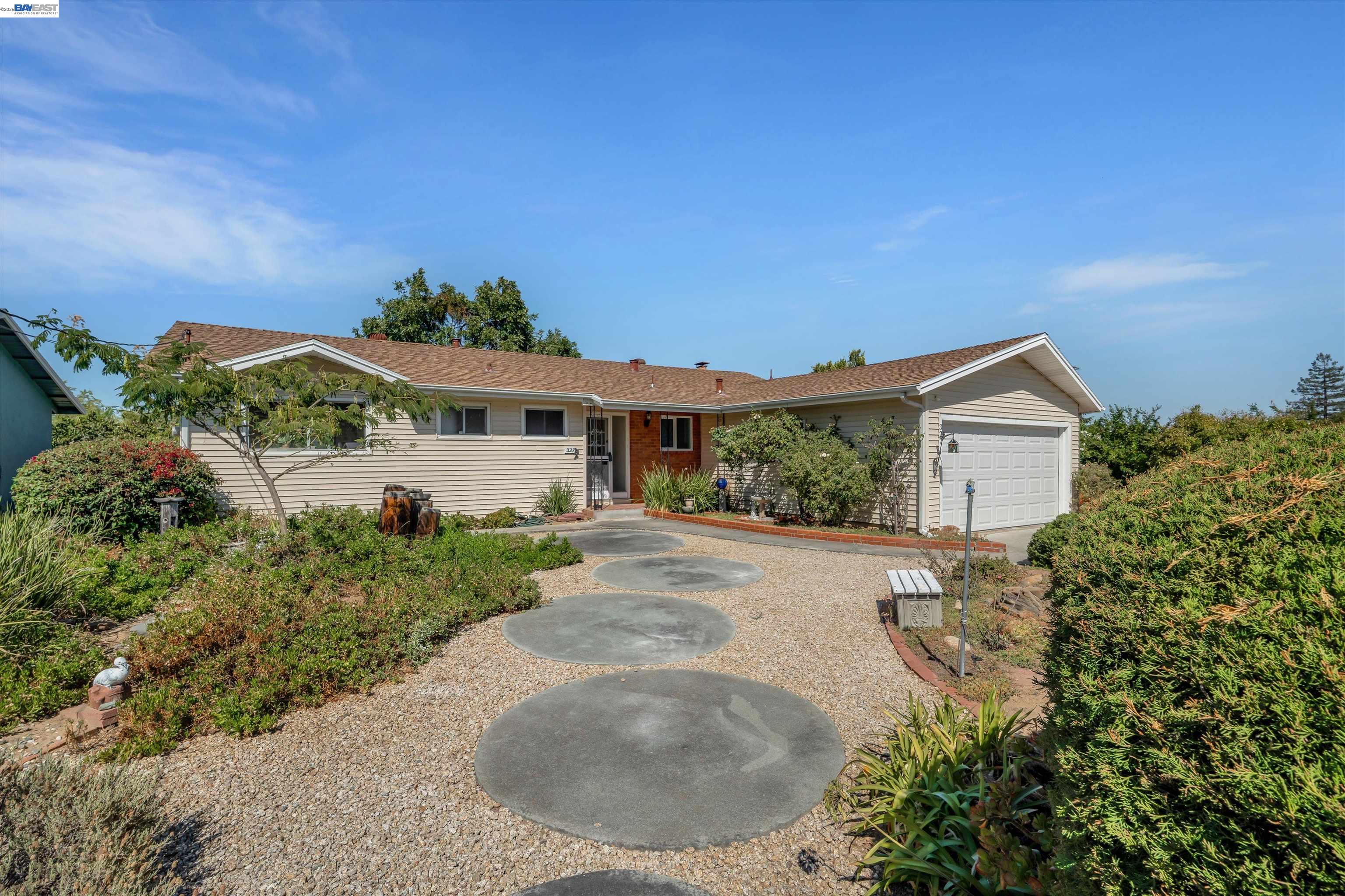 327 Kingston Ave, Martinez CA 94553 — photo 9
