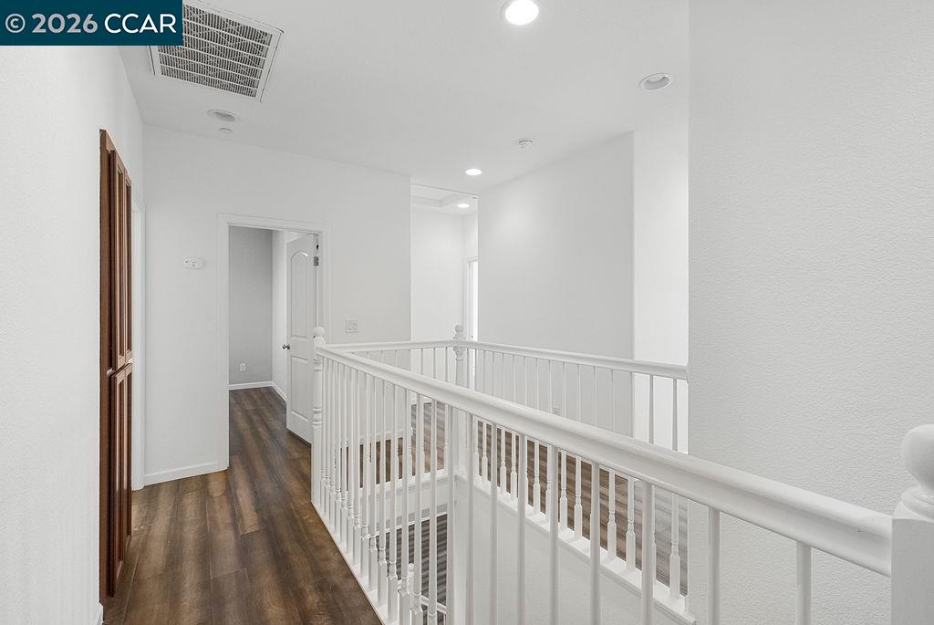 7832 Acorri Walk, Sacramento CA 95823 — photo 16