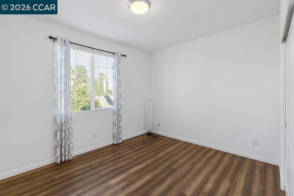 7832 Acorri Walk, Sacramento CA 95823 — photo 17