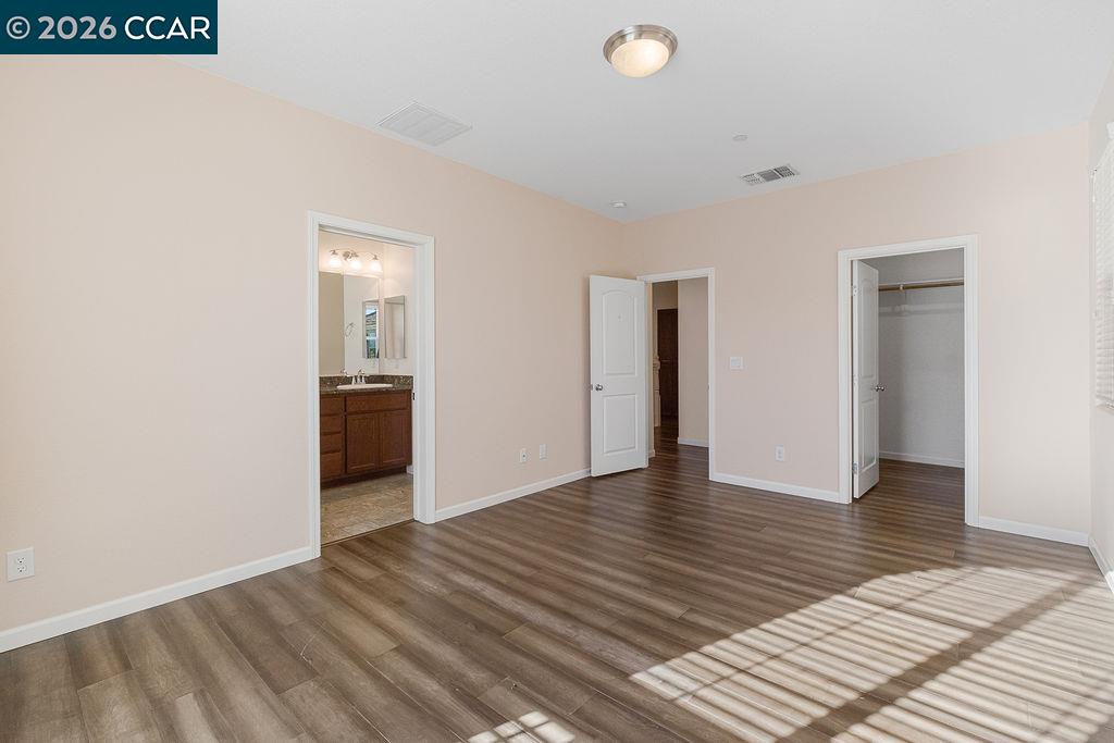 7832 Acorri Walk, Sacramento CA 95823 — photo 24