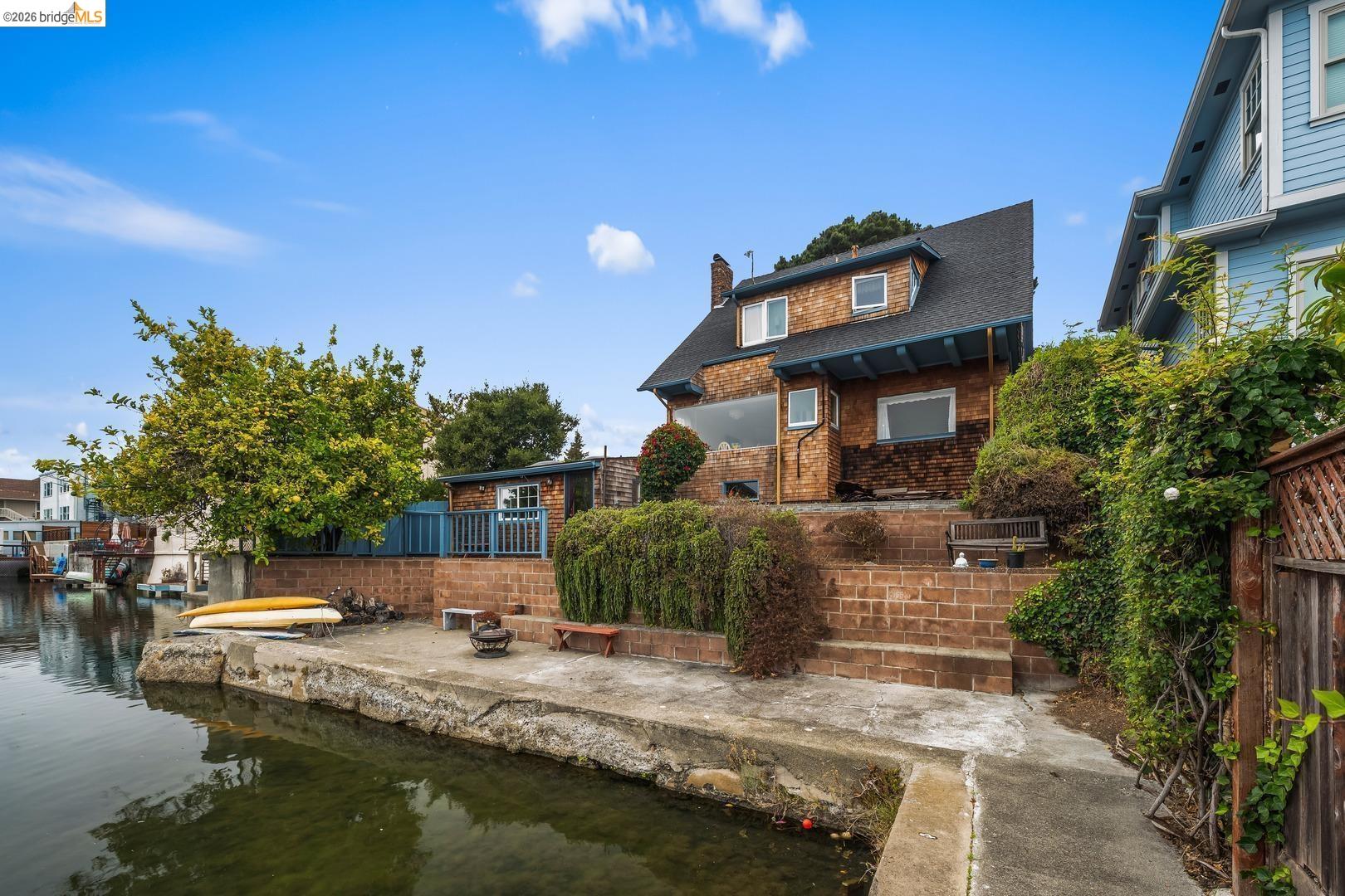 2000 Clinton AVE, Alameda CA 94501 — photo 21