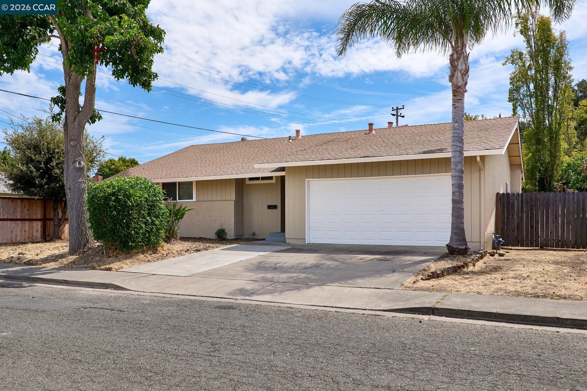 185 Coleridge Dr, Vallejo CA 94591 — photo 2