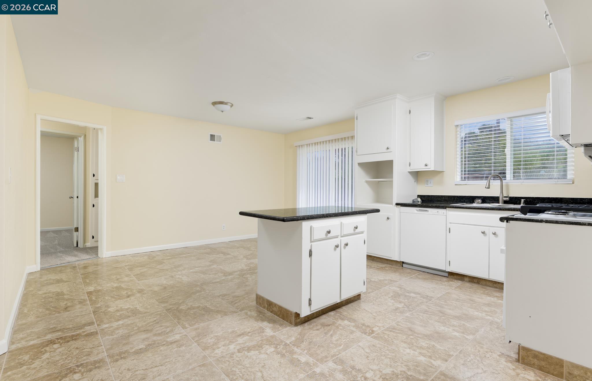 185 Coleridge Dr, Vallejo CA 94591 — photo 7