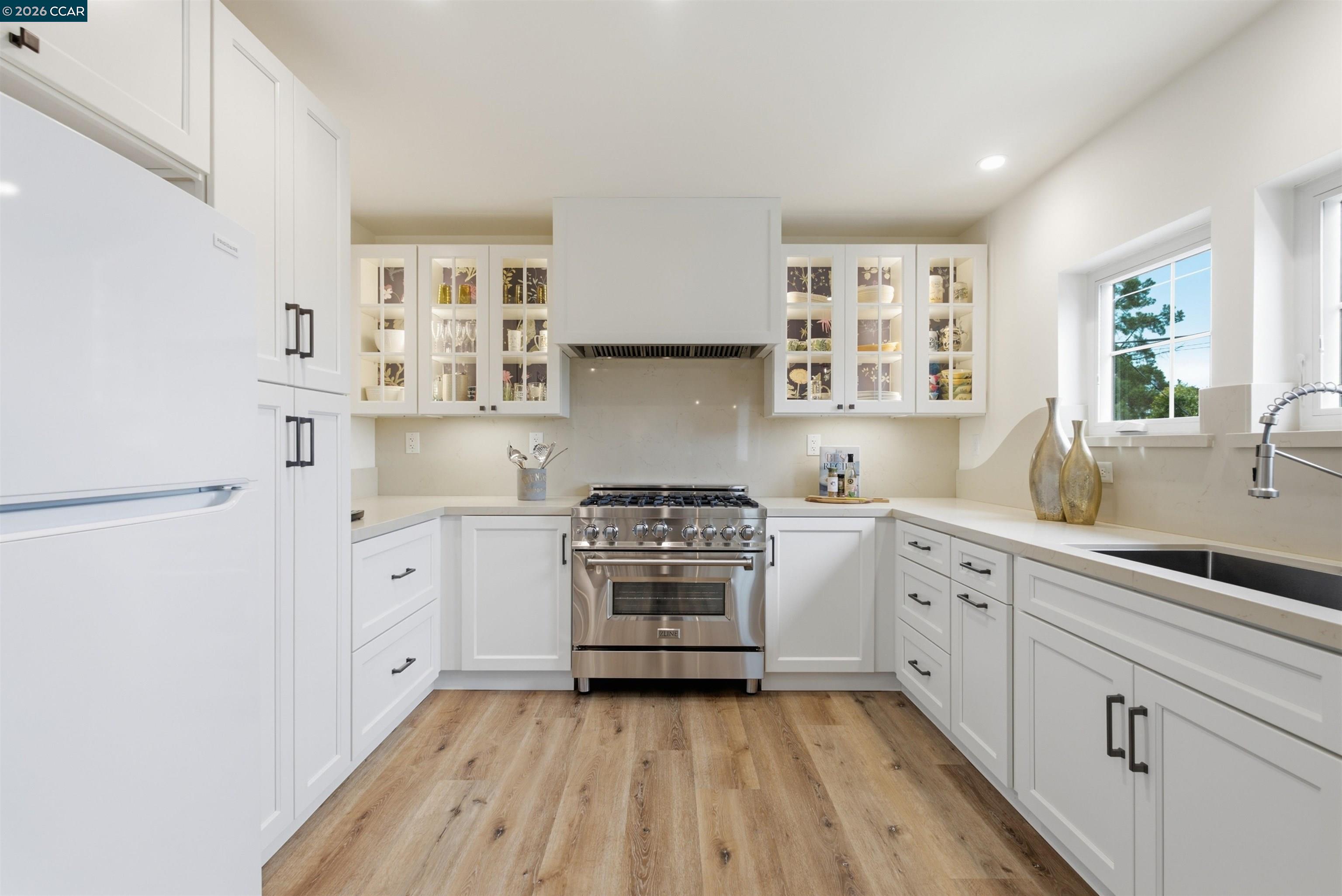 450 Little Rd, Pleasant Hill CA 94523 — photo 8