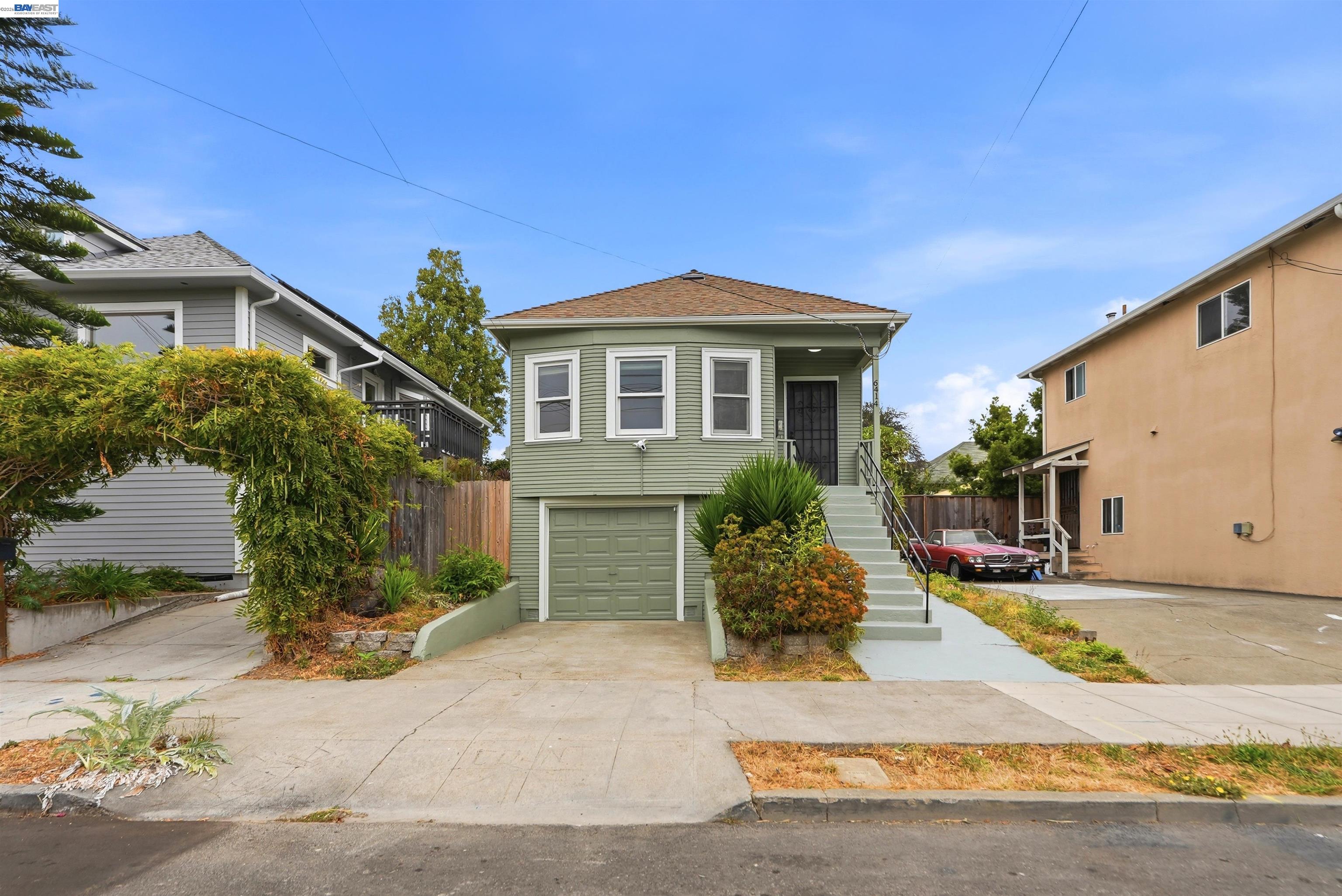 6414 Herzog St, Oakland