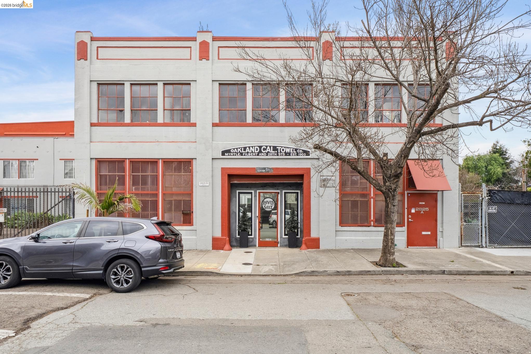 958 28th St. 2825B, Oakland