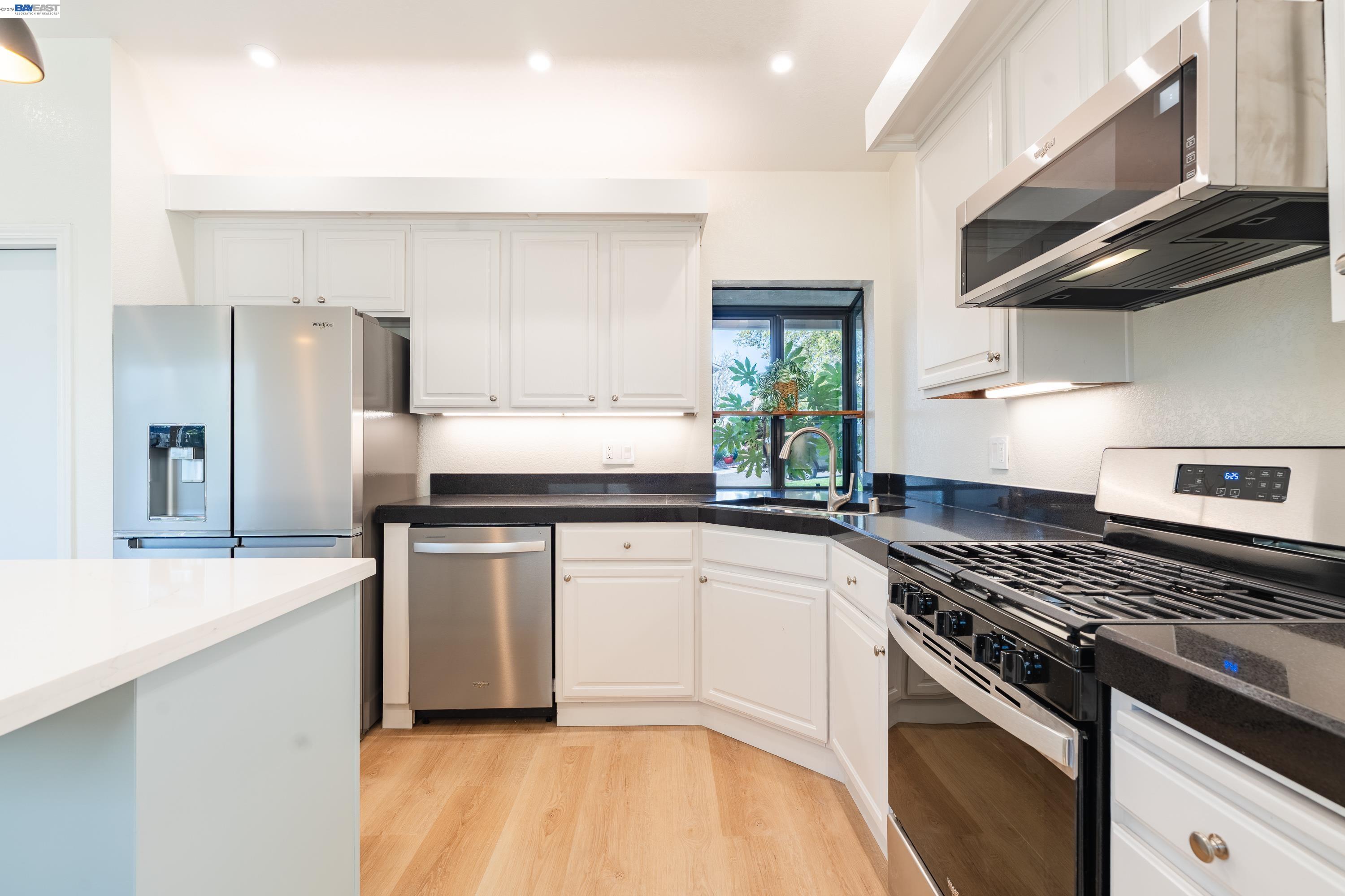 1057 Topsail Drive, Vallejo CA 94591 — photo 7