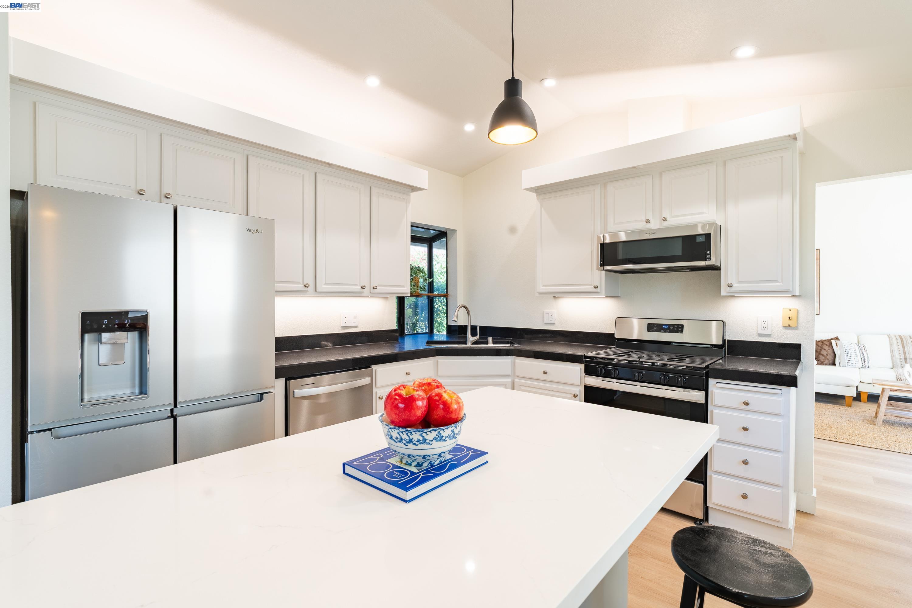 1057 Topsail Drive, Vallejo CA 94591 — photo 8