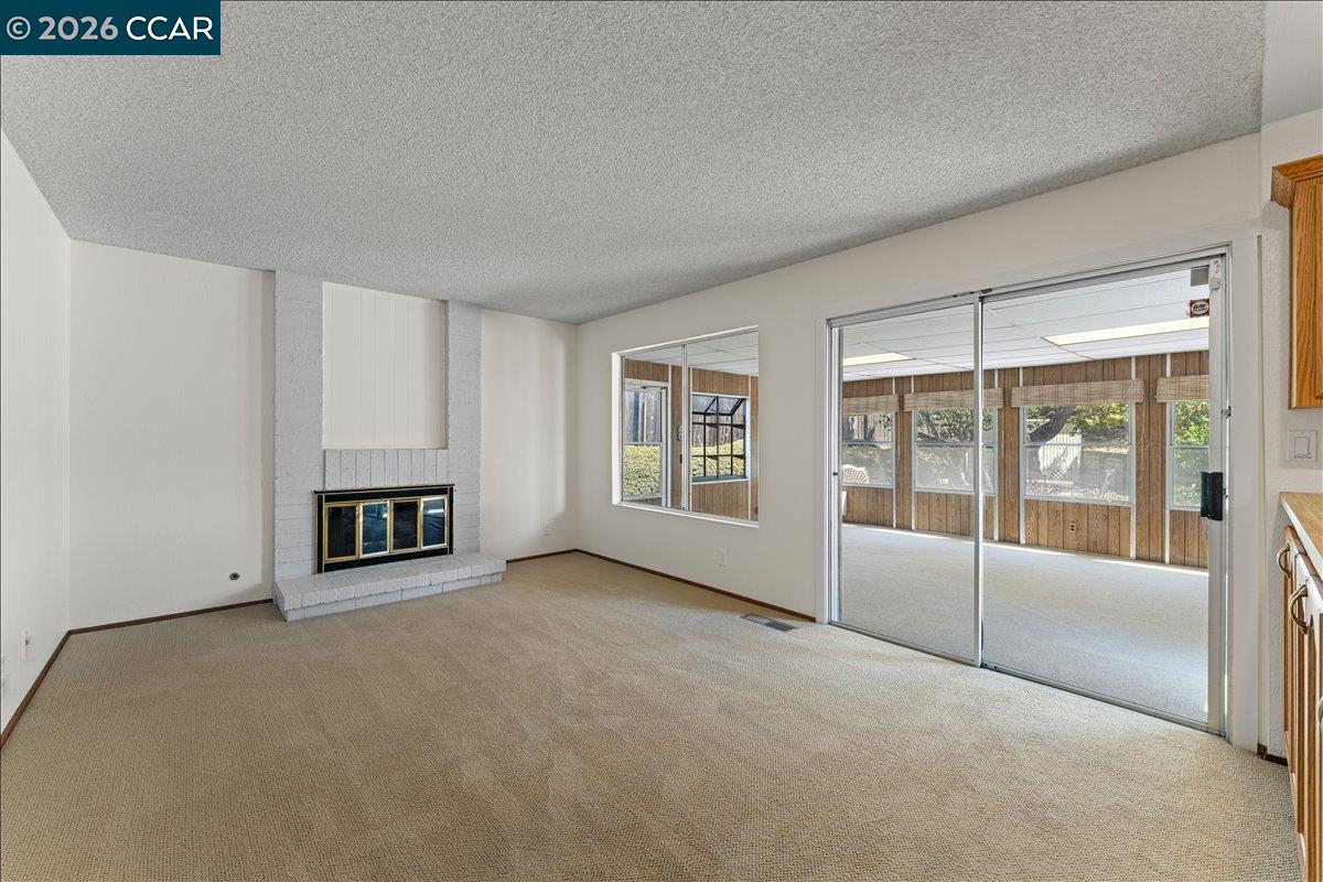 124 Chestnut Dr, Hercules CA 94547 — photo 17