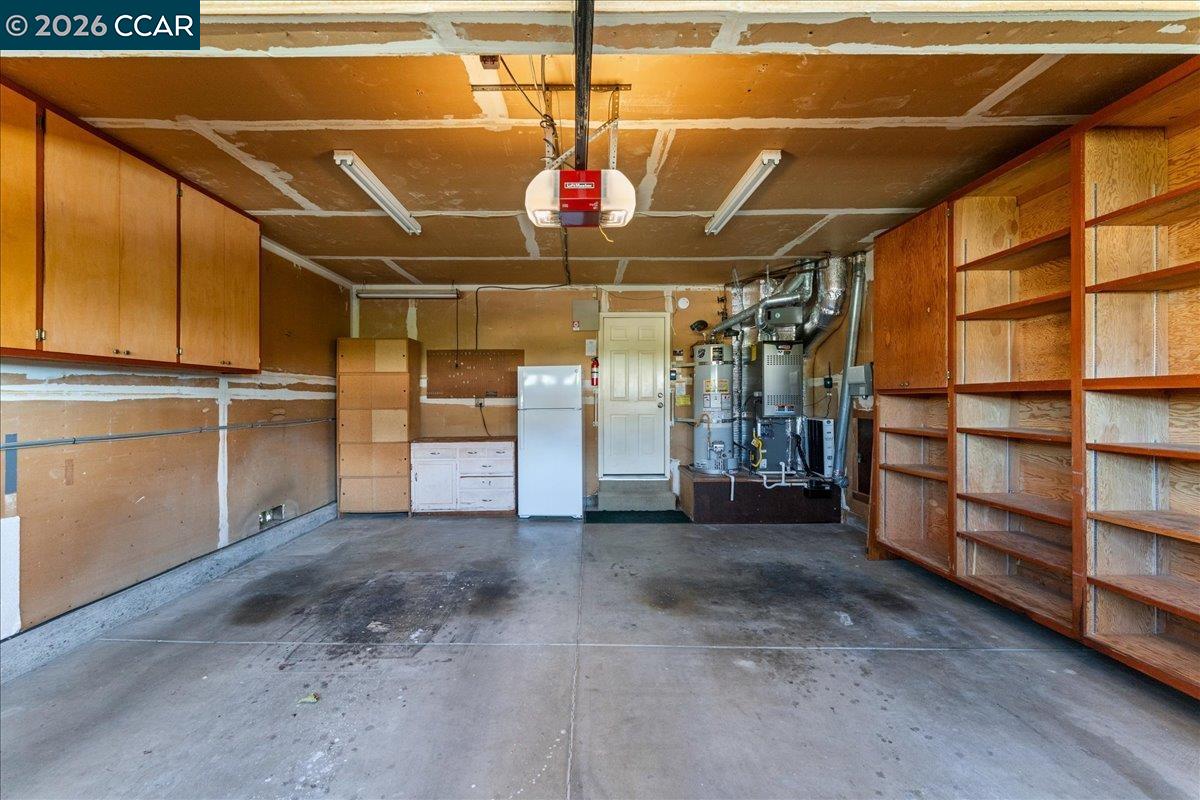 124 Chestnut Dr, Hercules CA 94547 — photo 40