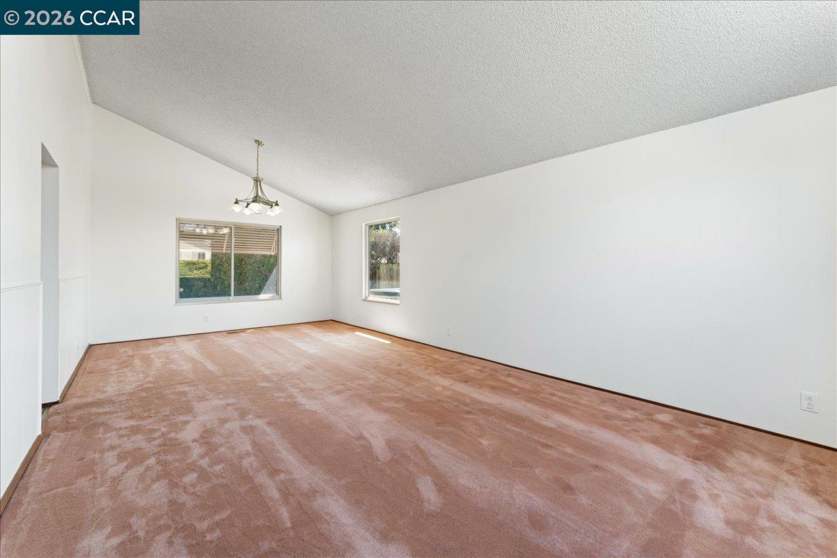 124 Chestnut Dr, Hercules CA 94547 — photo 8