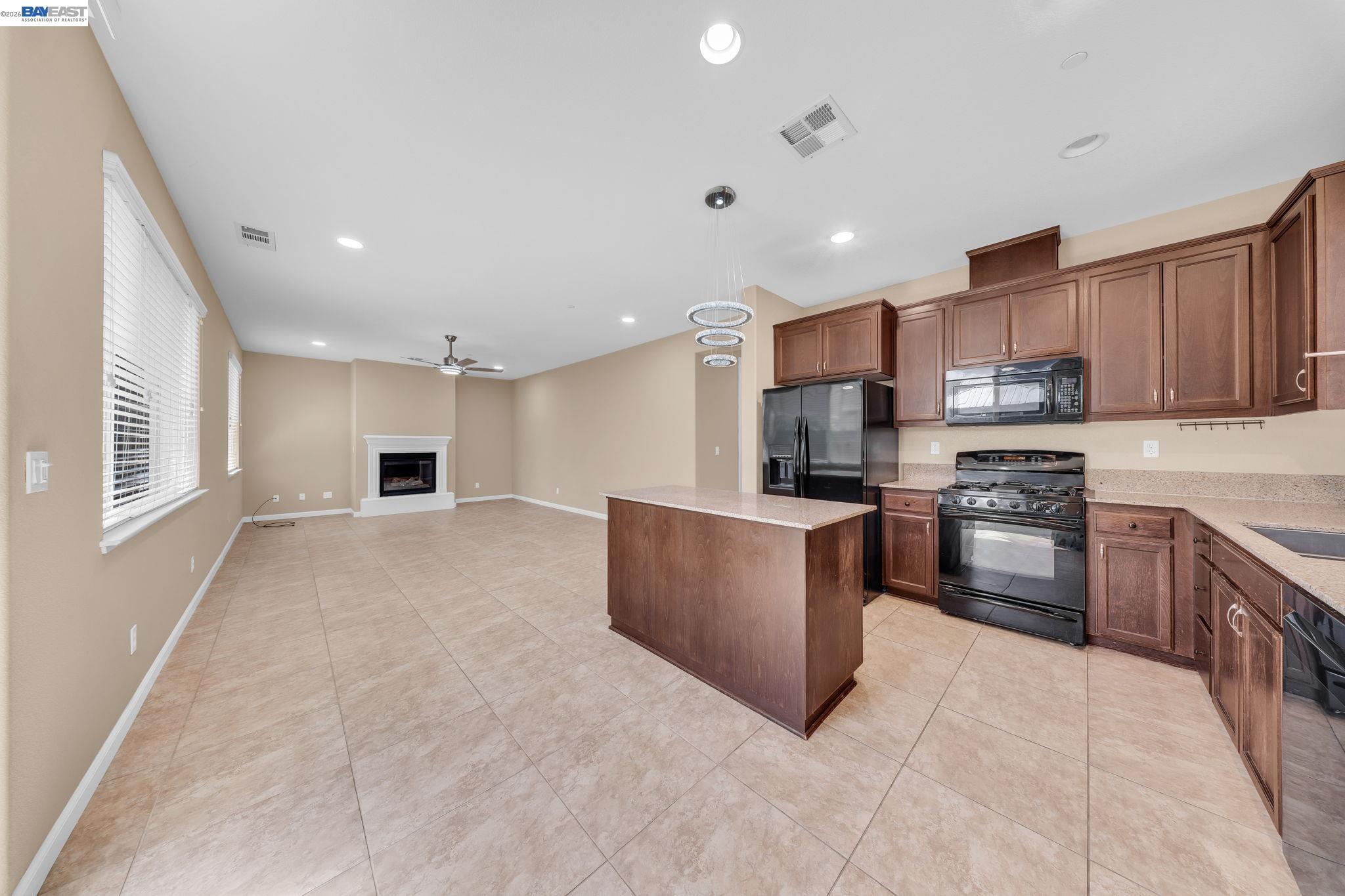 2321 Blue Ridge Ave, Brentwood CA 94513 — photo 17
