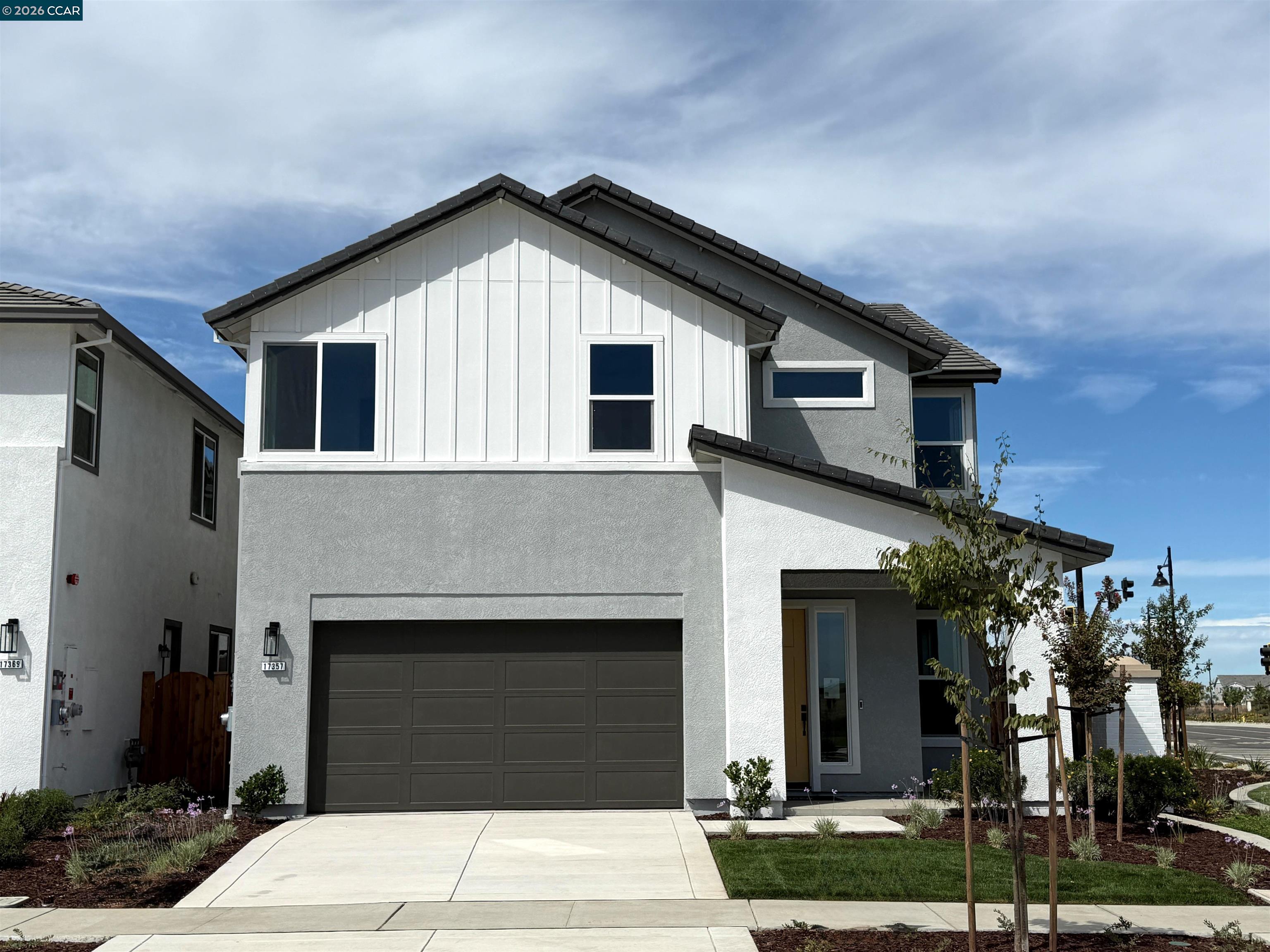 Front Image Thumbnail for CC41145859