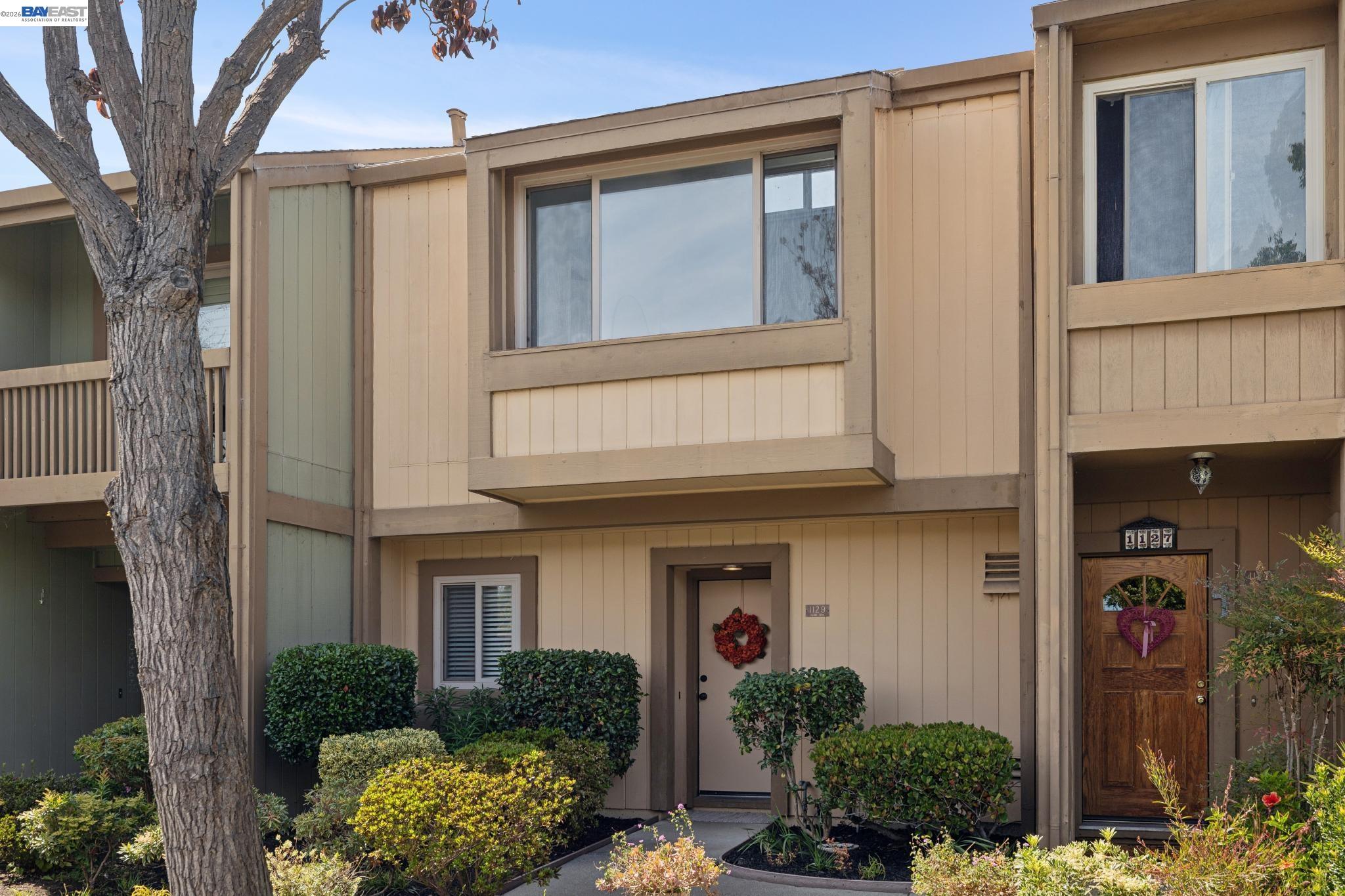 1129 Island Drive, Alameda
