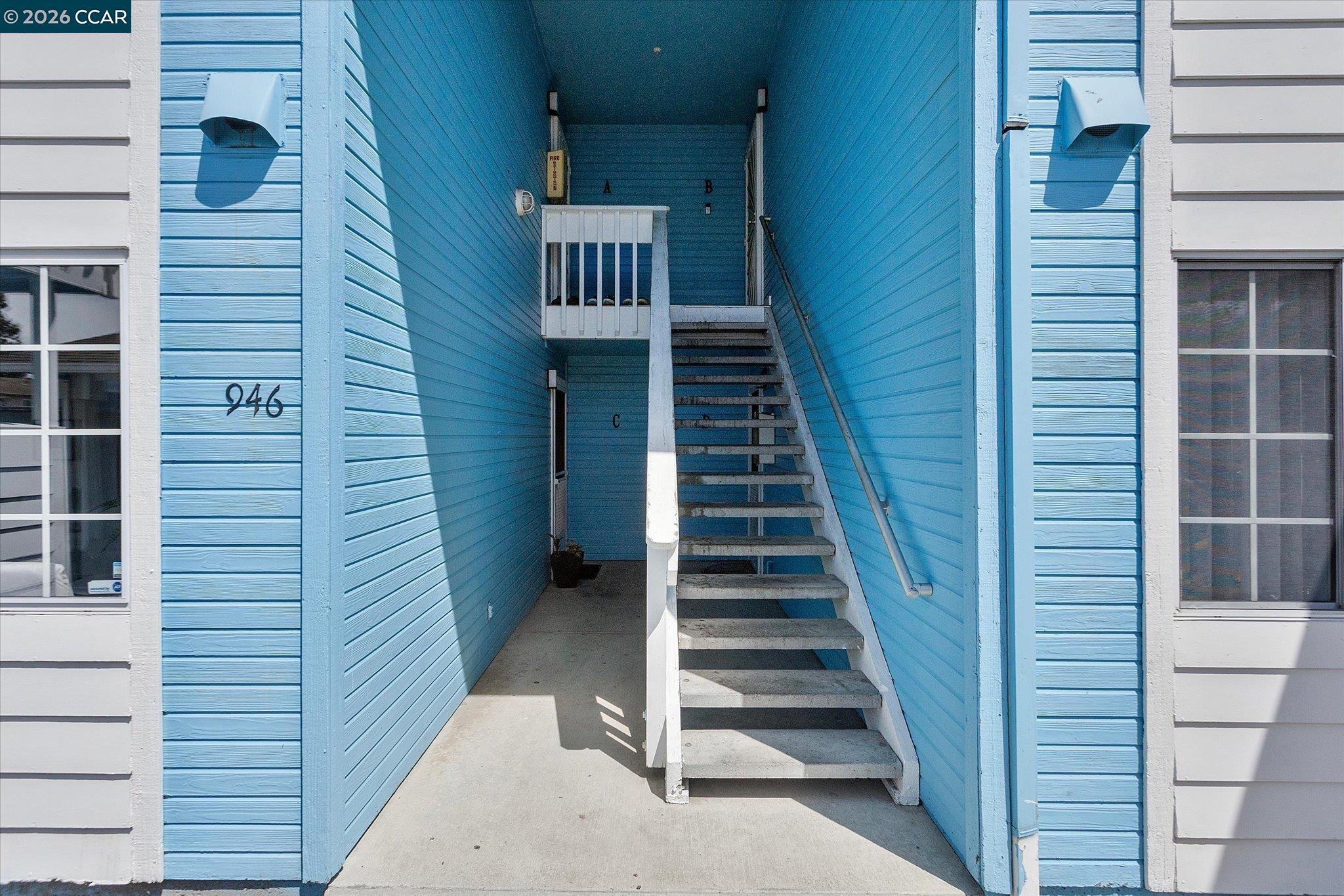 946 Elgin St # C, San Lorenzo CA 94580 — photo 3