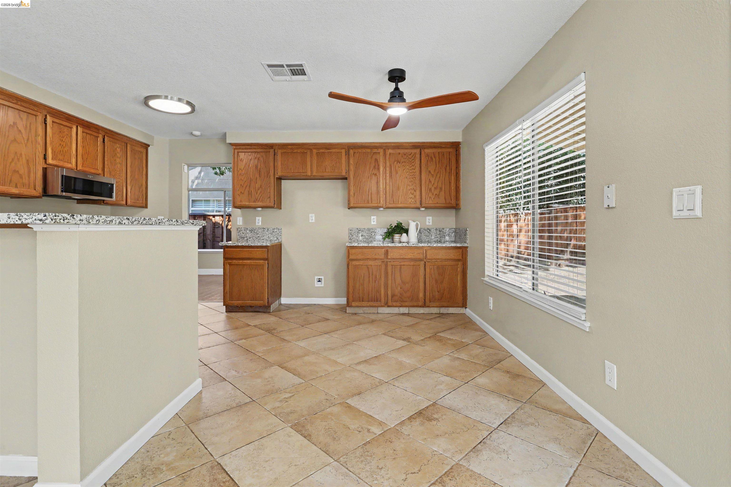 4674 La Vista Dr, Oakley CA 94561 — photo 12