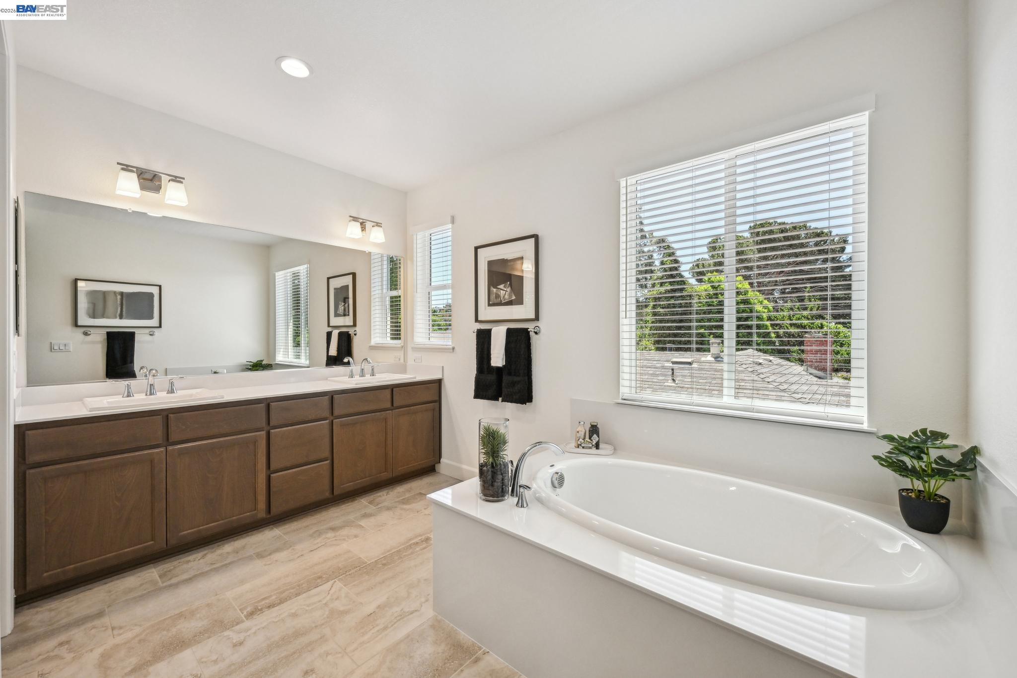 125 Creek View Cir, Fairfield CA 94533 — photo 49