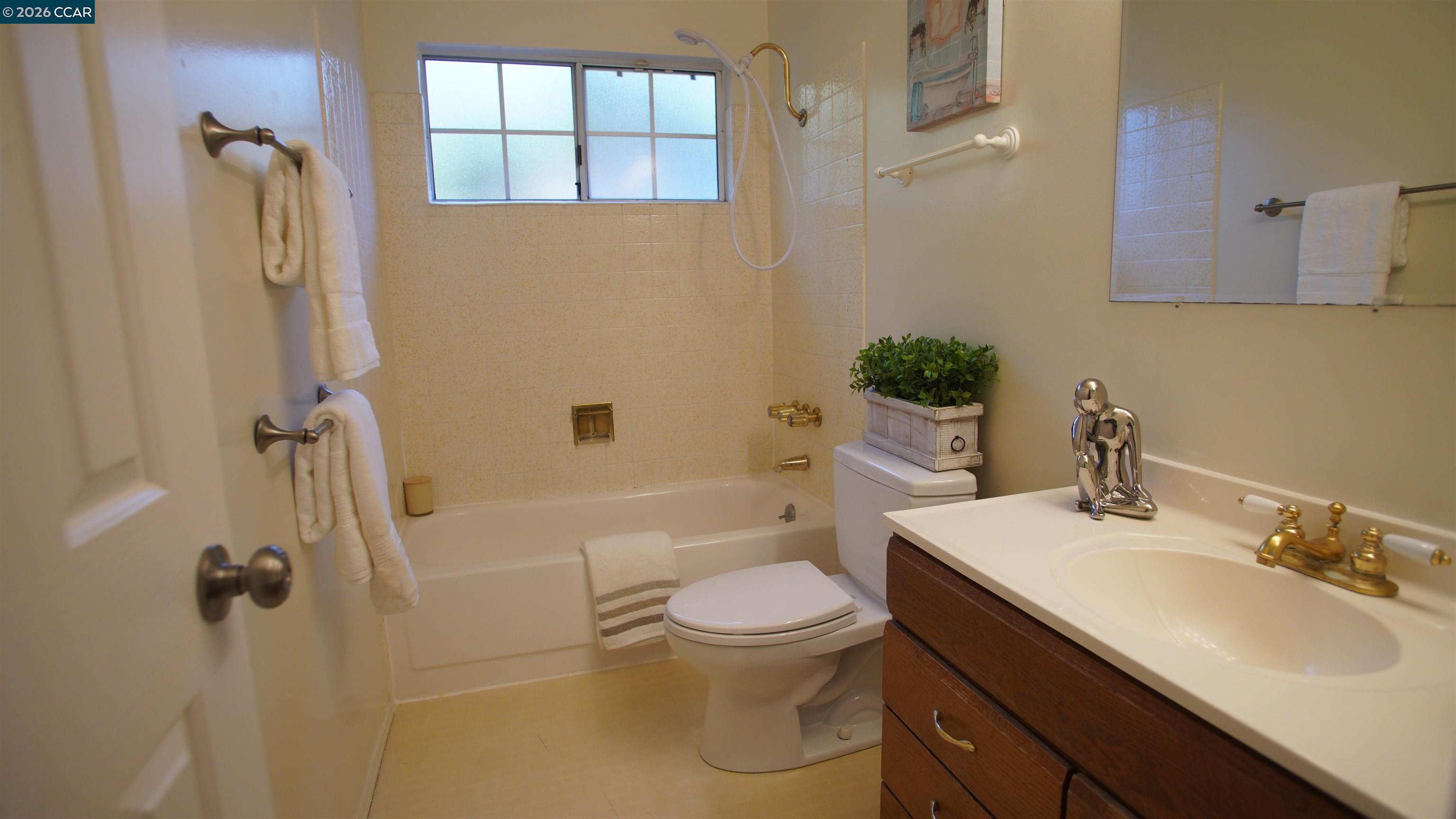 2531 Moraga Dr, Pinole CA 94564 — photo 20