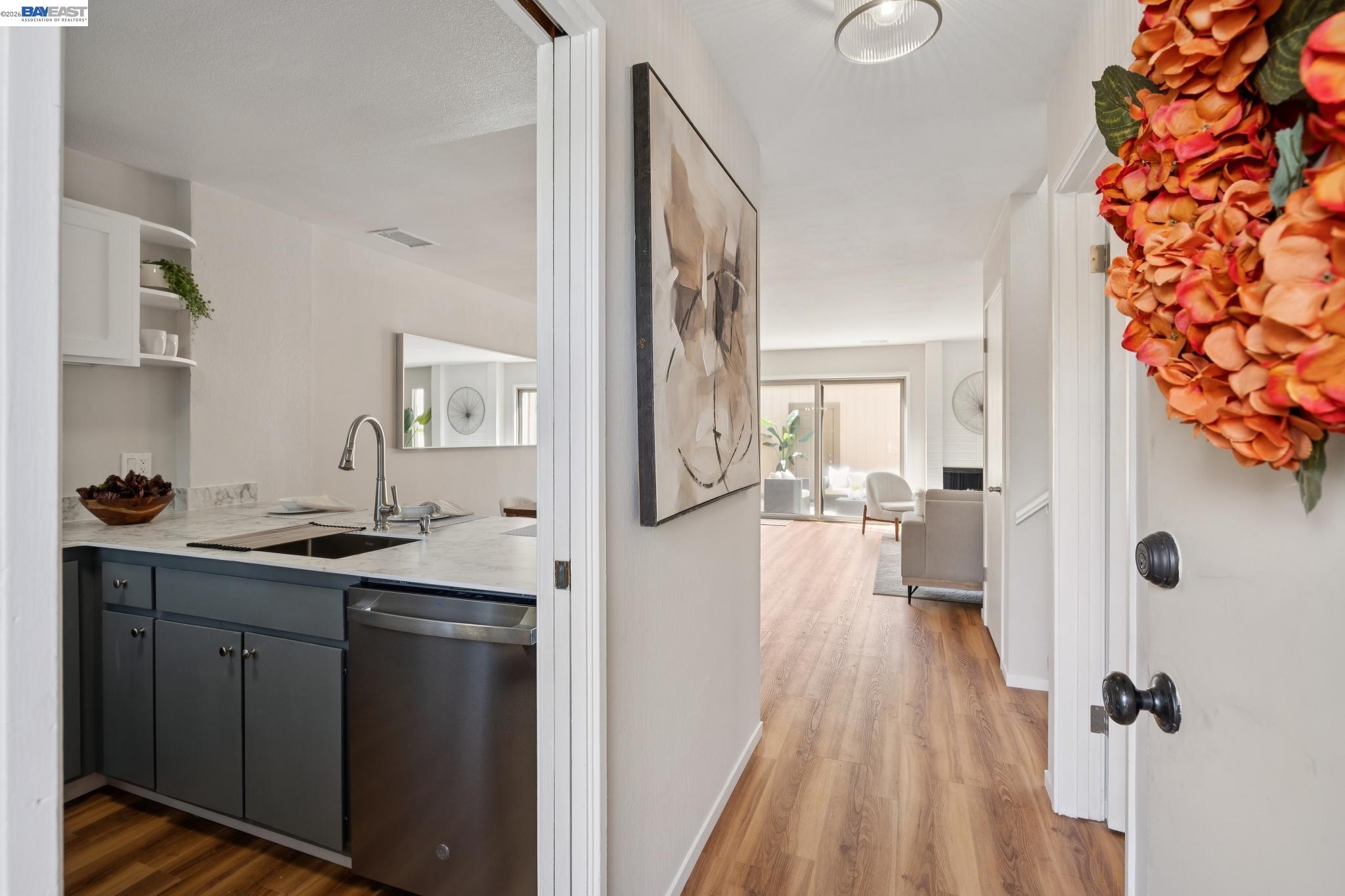 1129 Island Drive, Alameda CA 94502 — photo 2