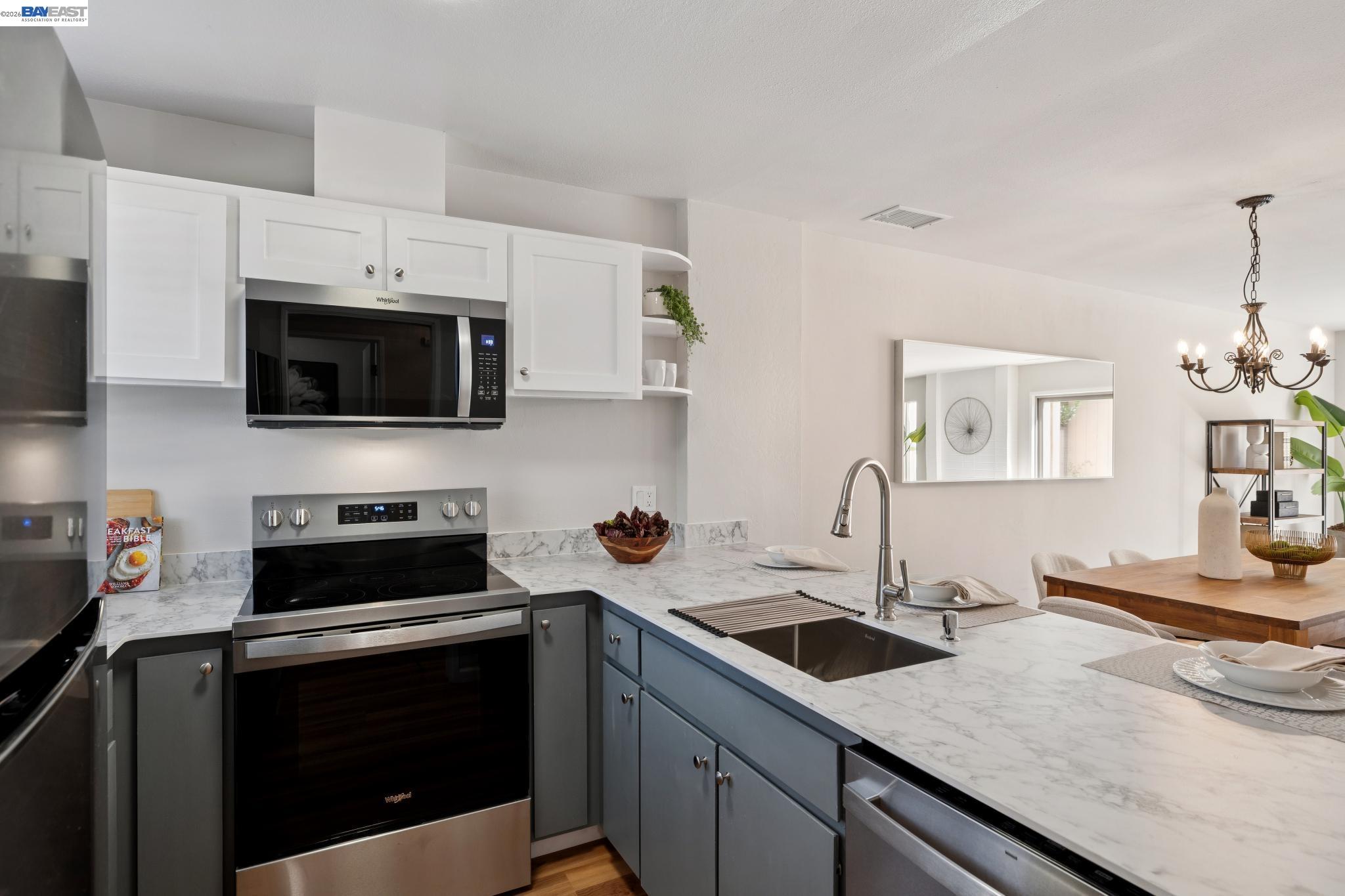 1129 Island Drive, Alameda CA 94502 — photo 3