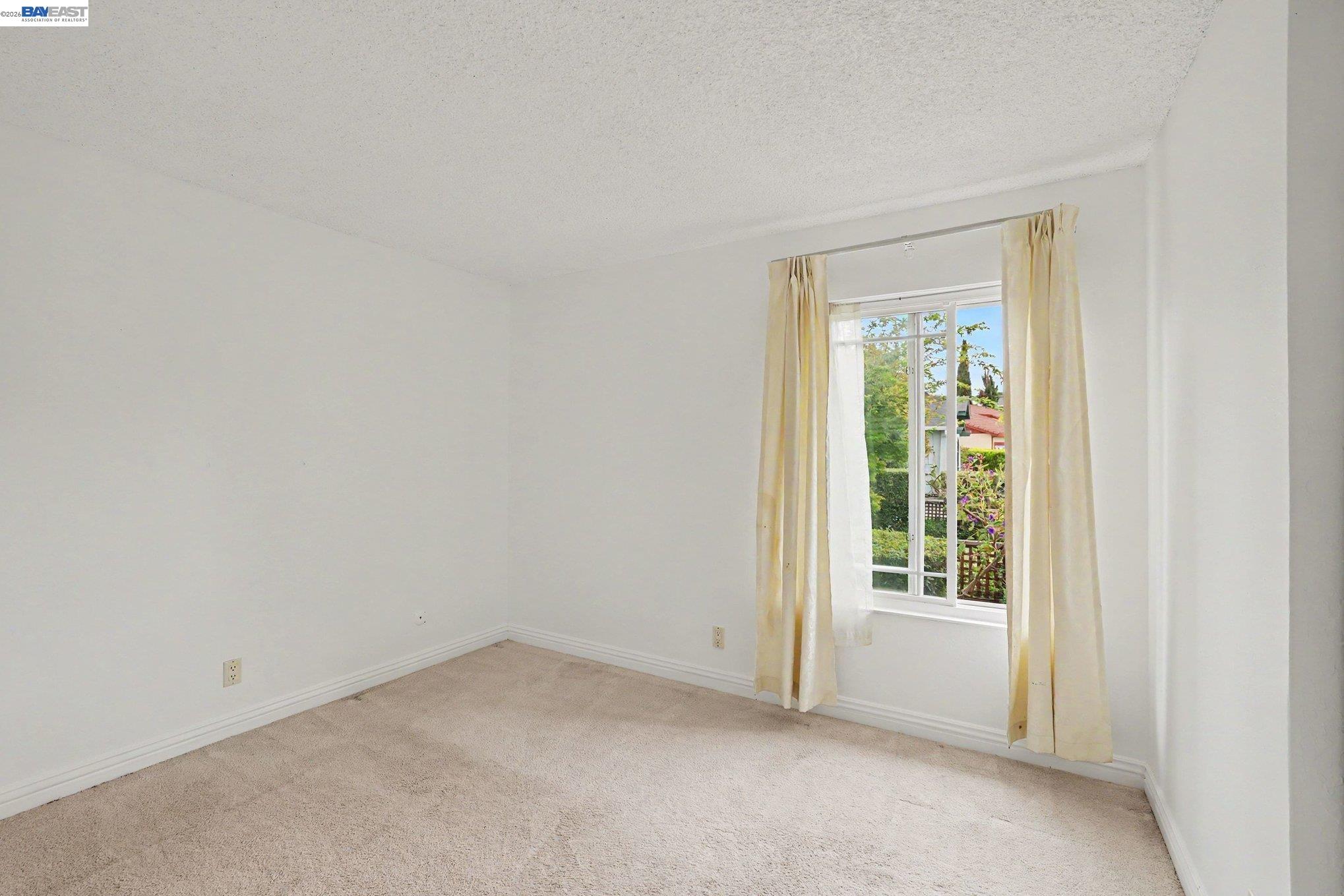 127 Catalpa Ct, Hercules CA 94547 — photo 9