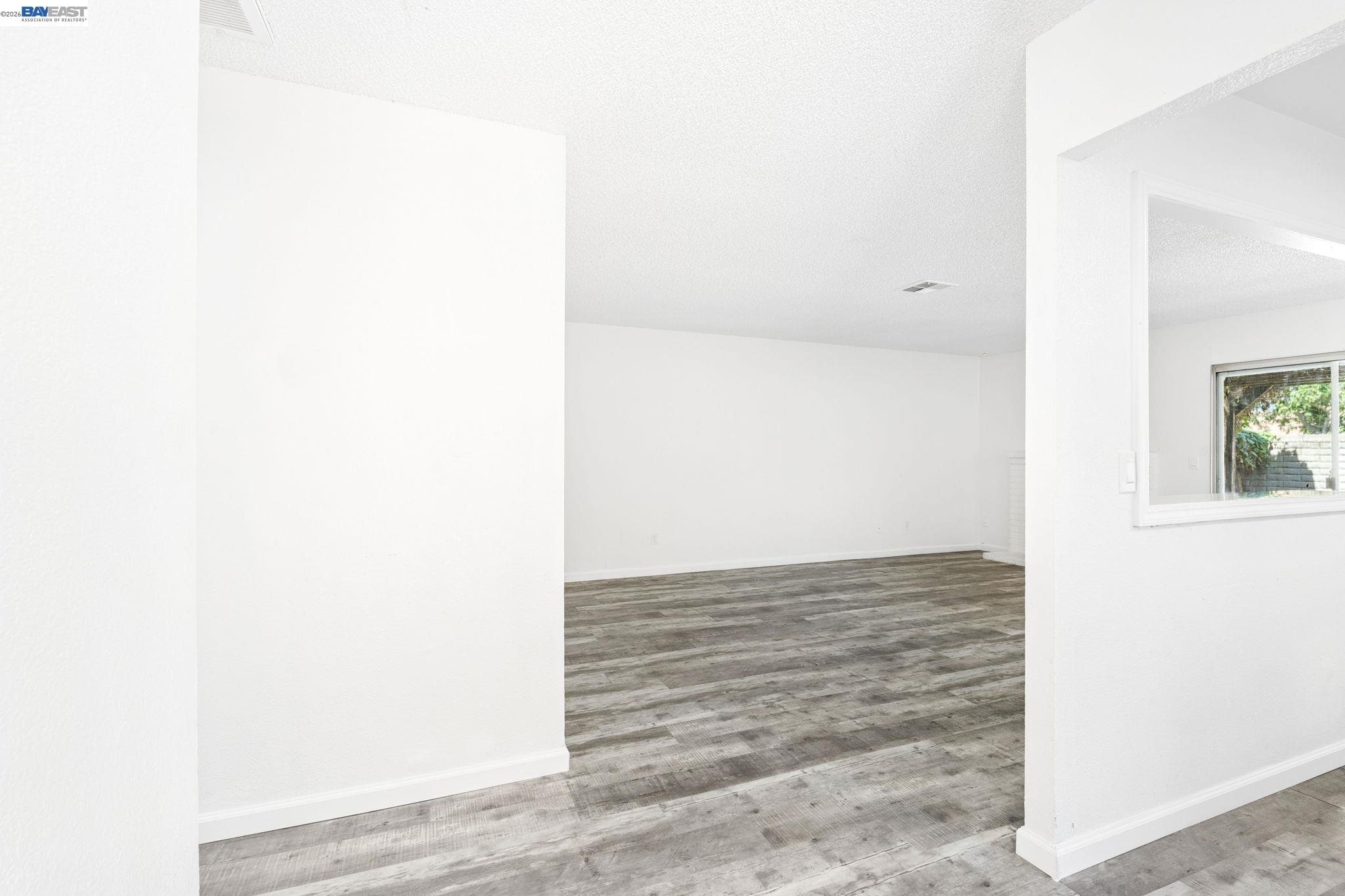 1247 Johnson Ct, Tracy CA 95376 — photo 3