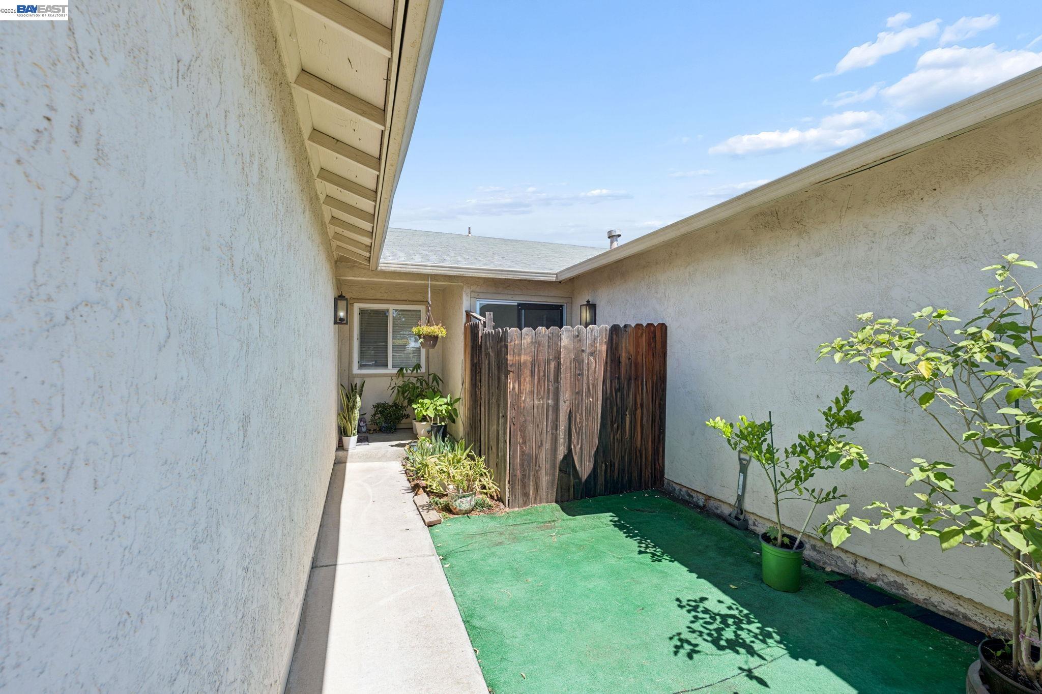 1247 Johnson Ct, Tracy CA 95376 — photo 32
