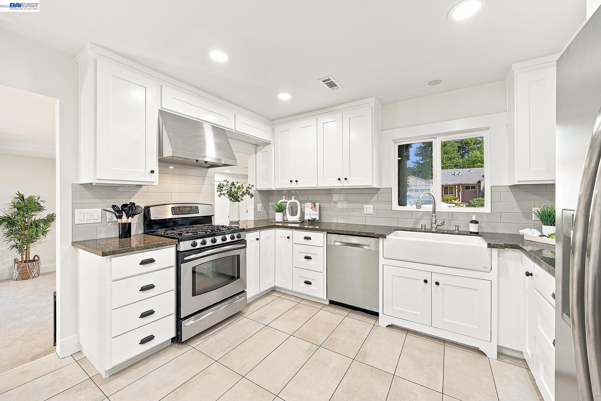 408 Amaral Cir, Pleasanton CA 94566 — photo 16