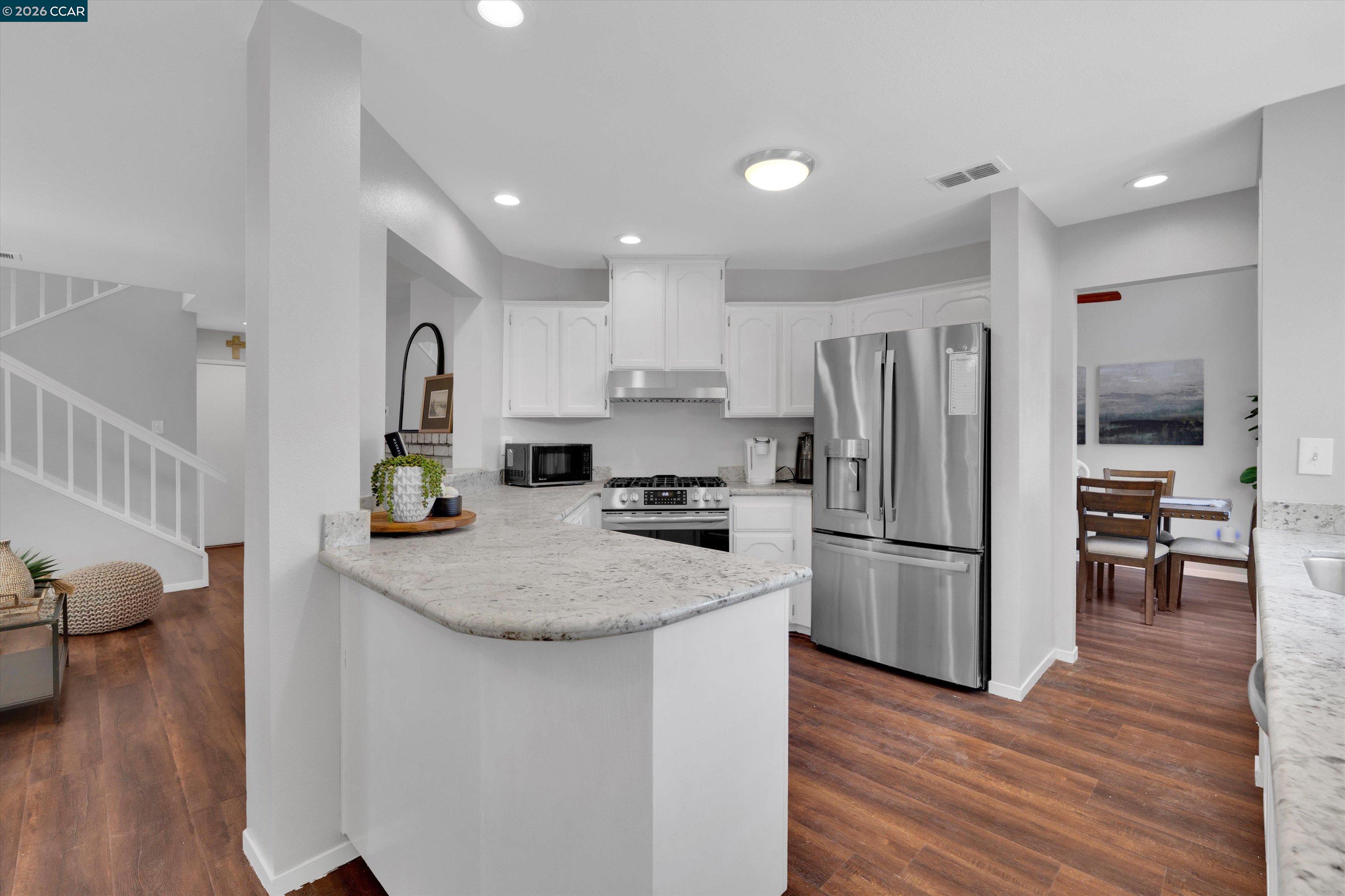 400 Devon Ct, Oakley, CA 94561 photo 9
