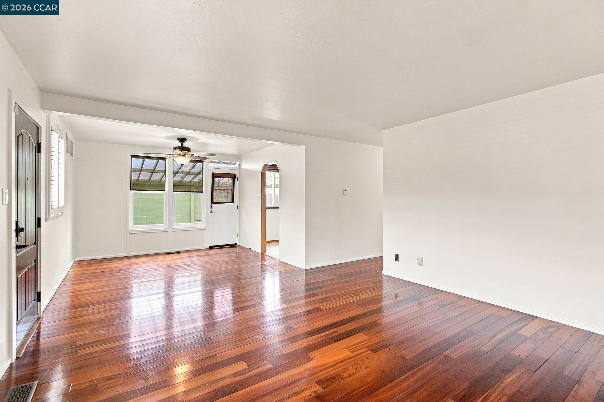 689 Linda Mar Blvd, Pacifica CA 94044 — photo 13