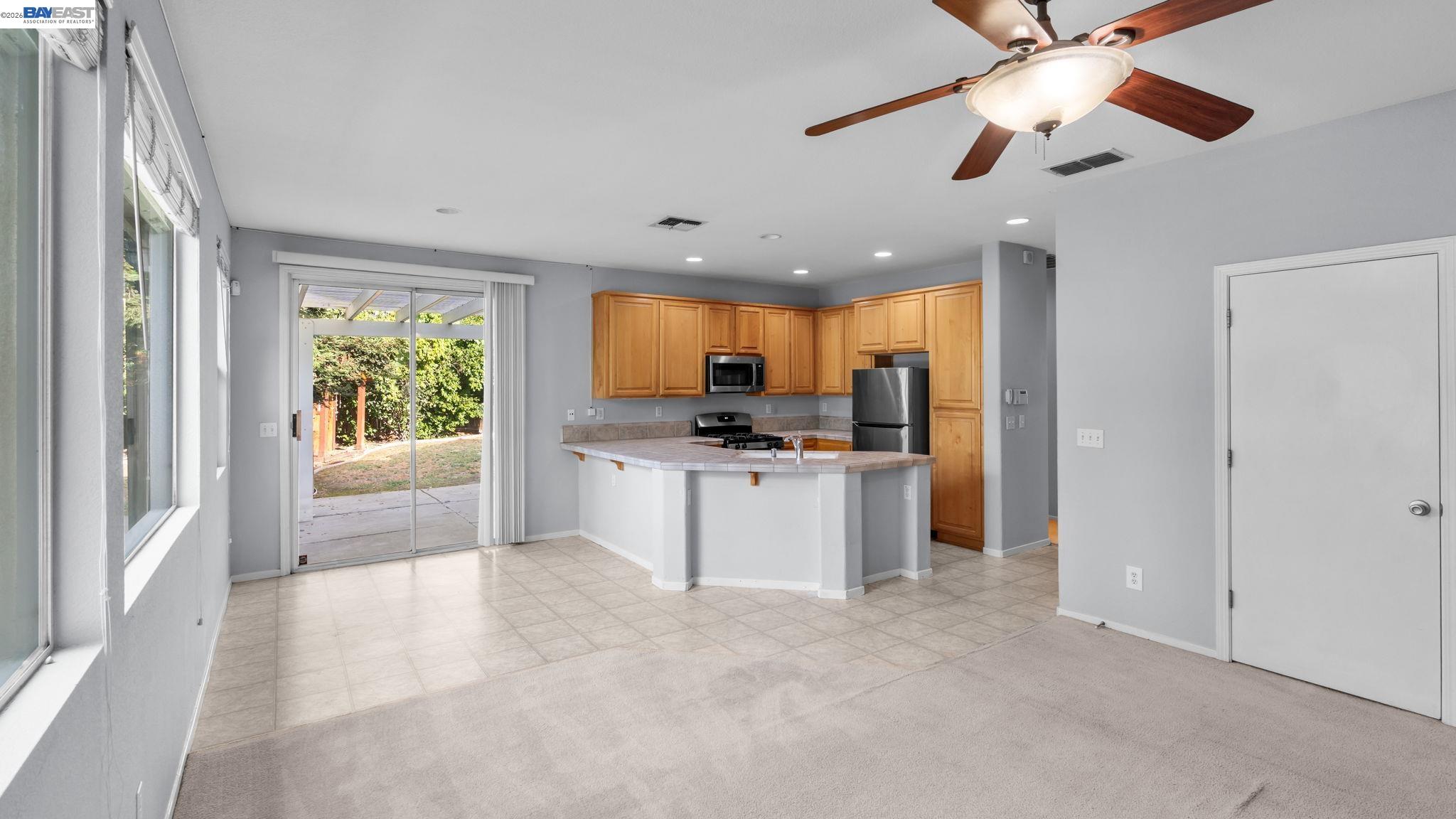 3199 Maui St, West Sacramento CA 95691 — photo 9