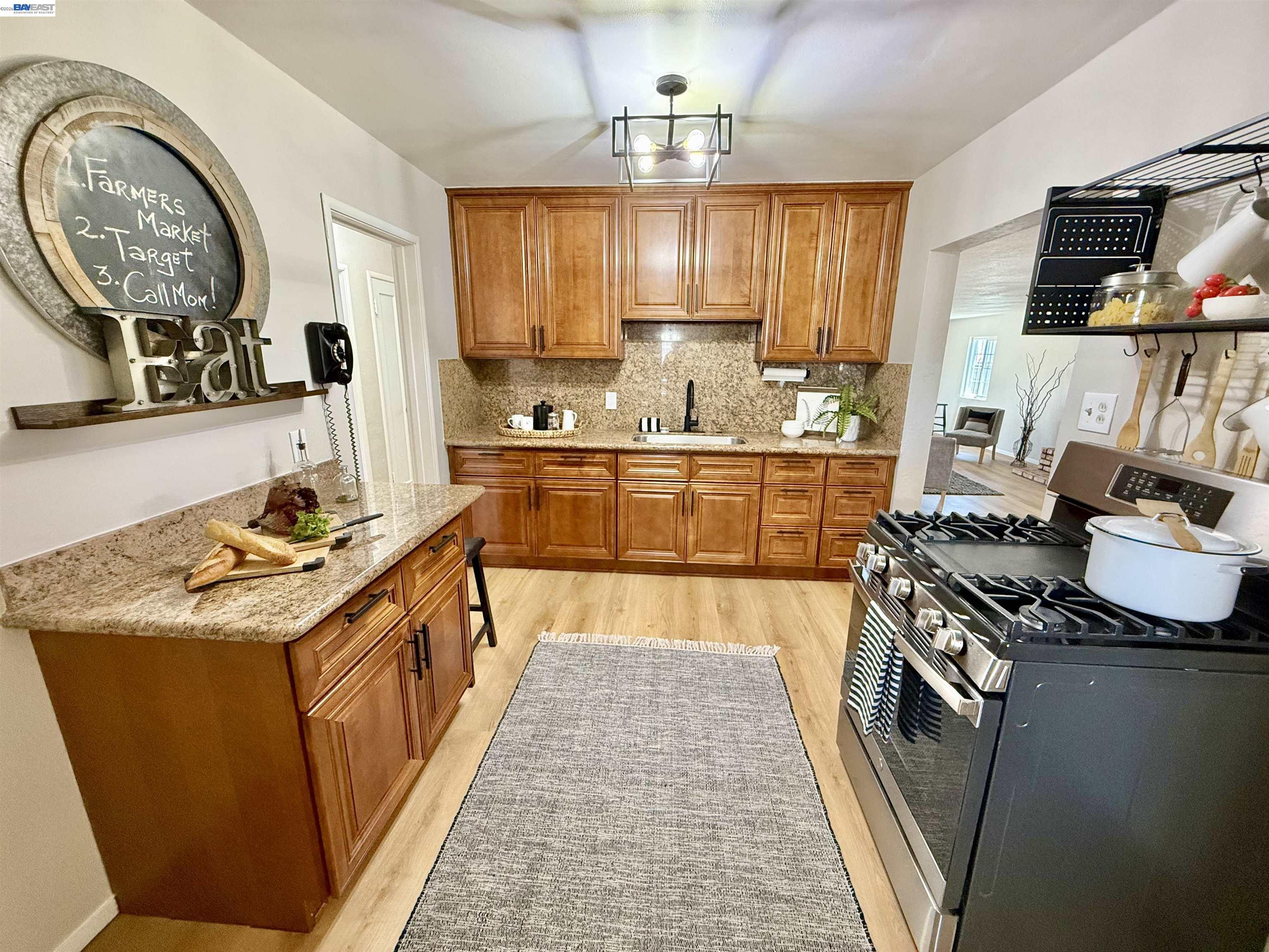15350 Dewey St, San Leandro CA 94579 — photo 17
