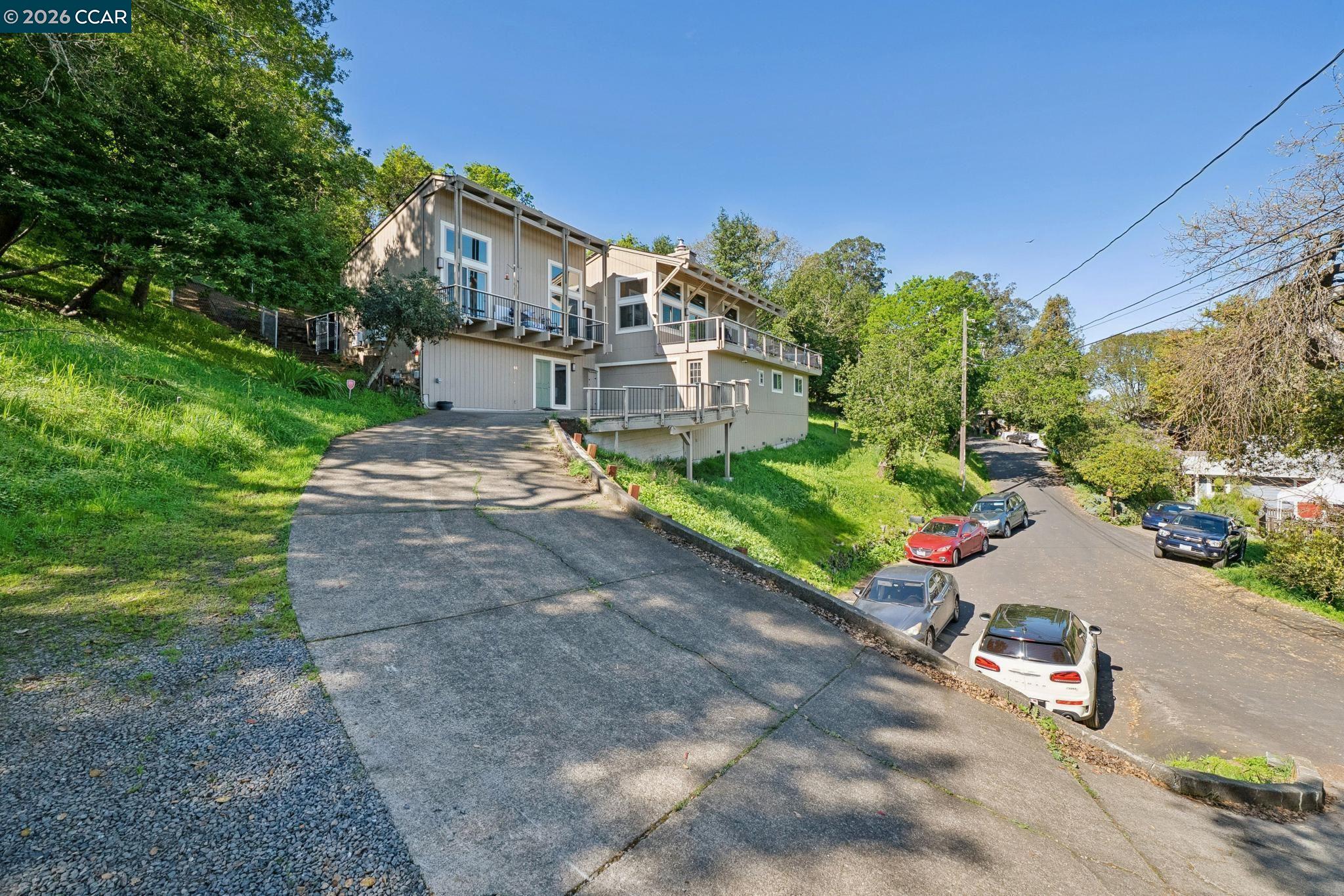 66 Bridge Rd, Novato CA 94945 — photo 2