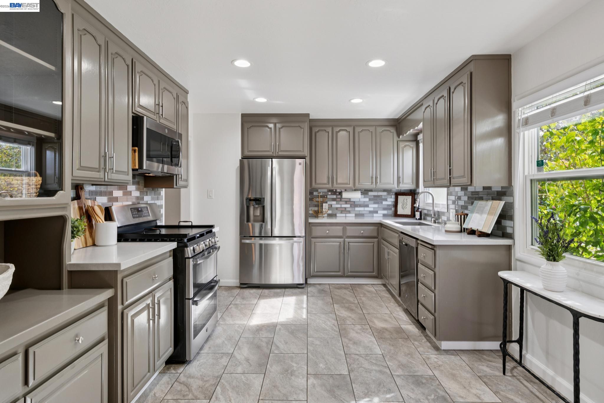 15040 Costela St, San Leandro CA 94579 — photo 13