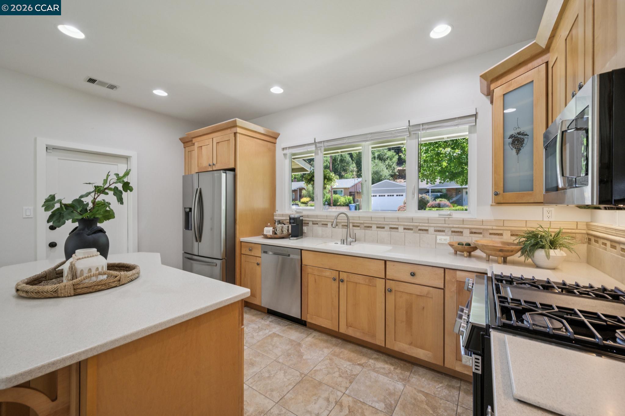 2858 Fyne Dr, Walnut Creek CA 94598 — photo 14