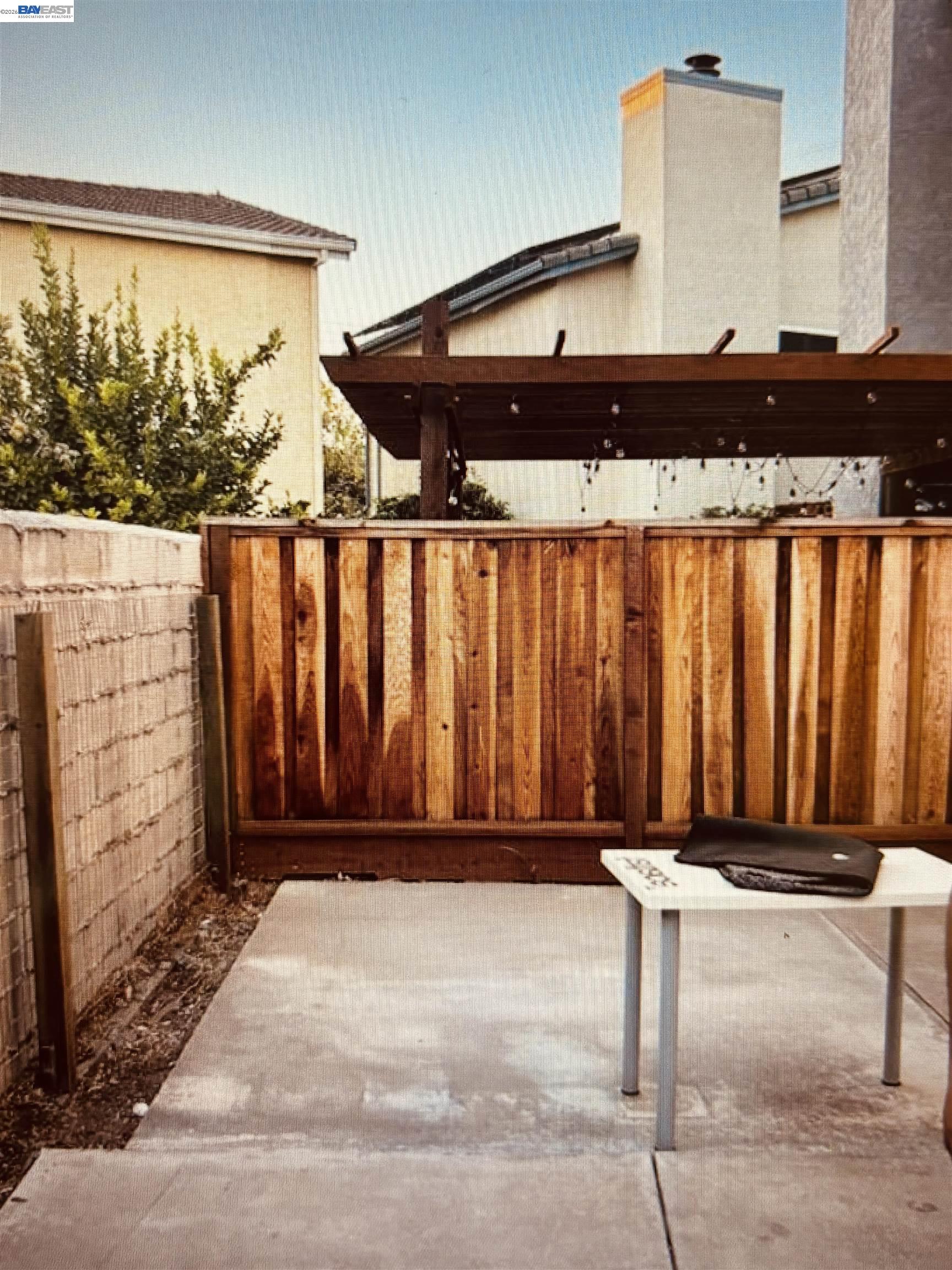 578 W 4Th St, Tracy CA 95376 — photo 32