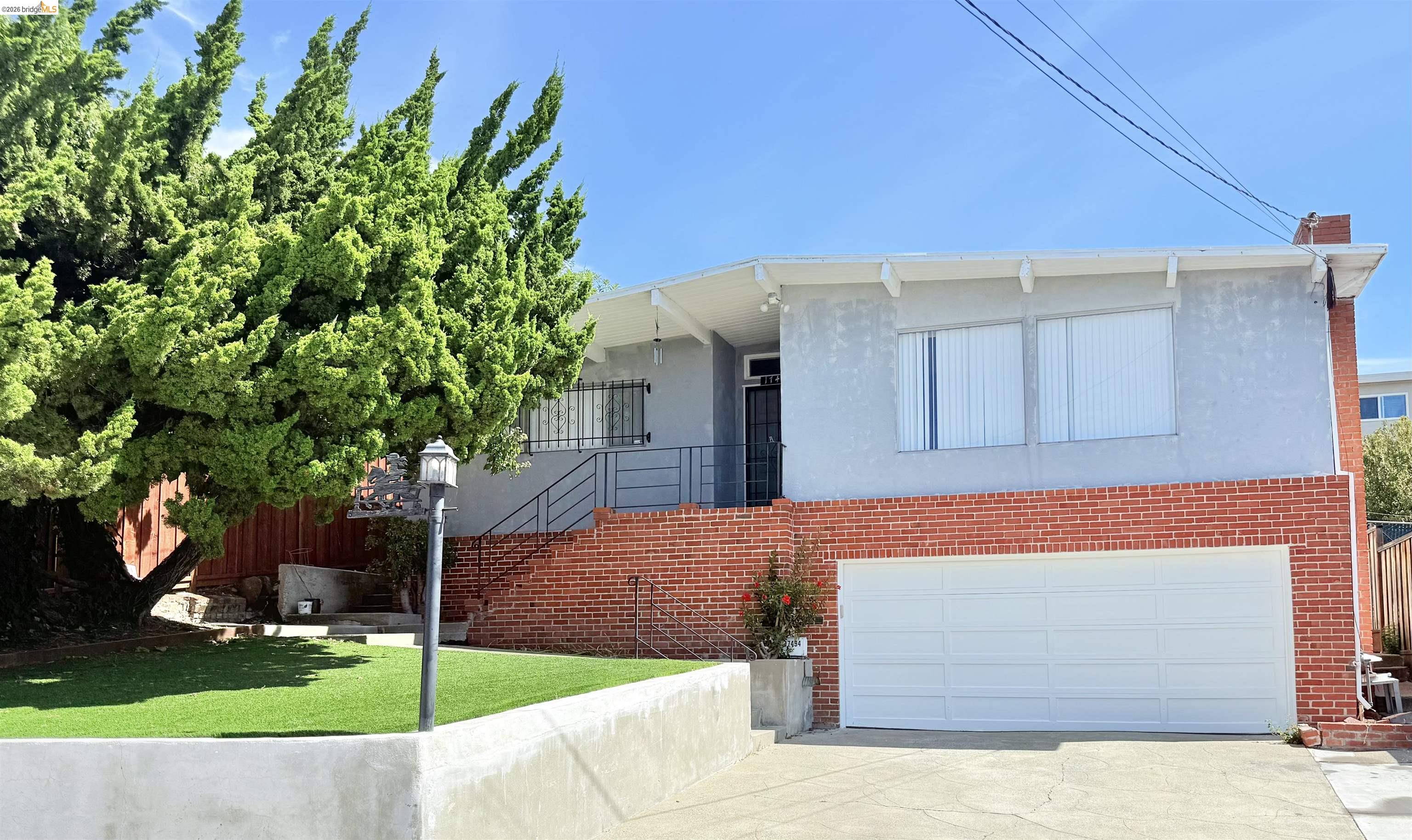 17494 Ehle St, Castro Valley CA 94546