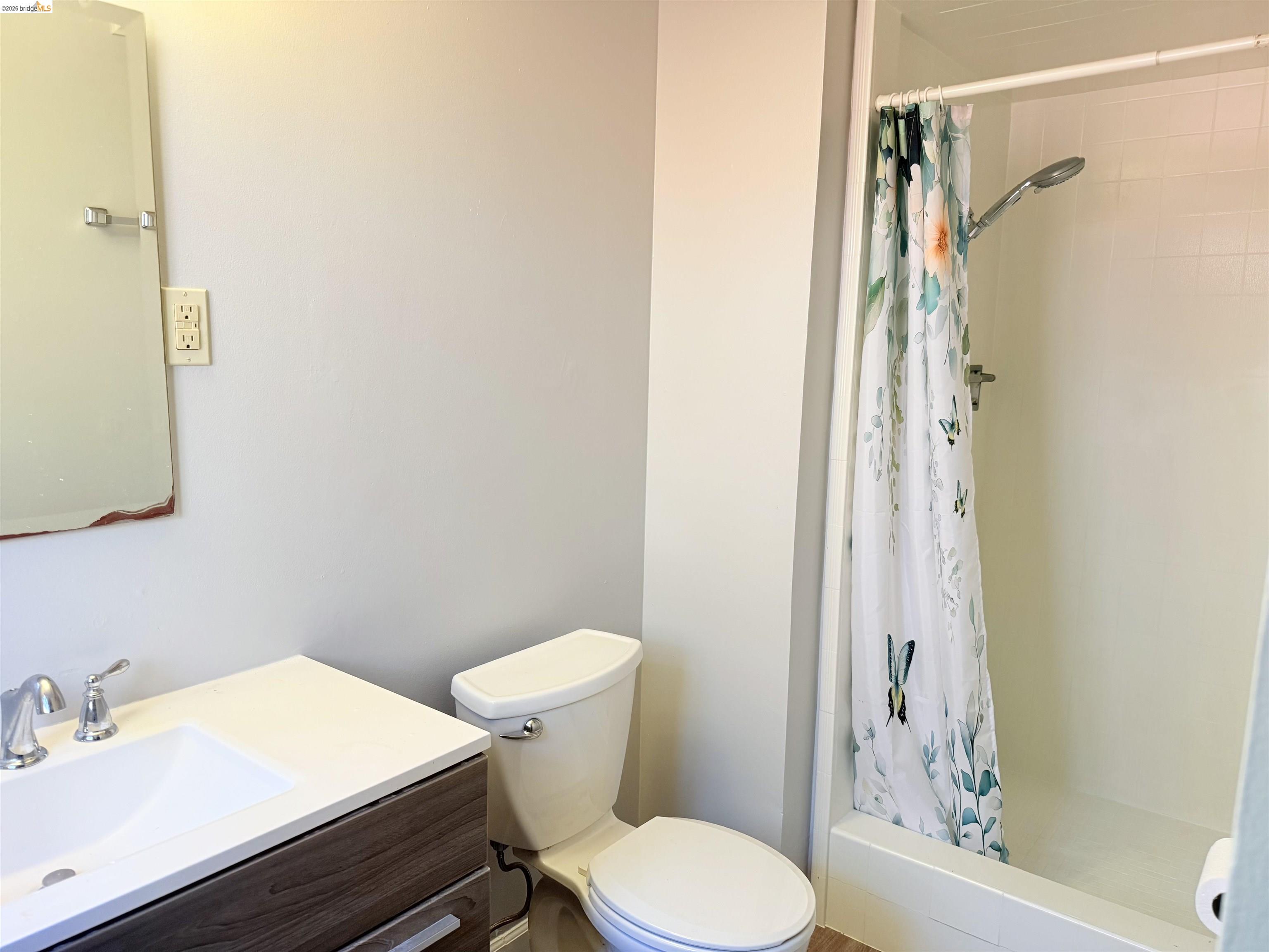17494 Ehle St, Castro Valley CA 94546 — photo 12