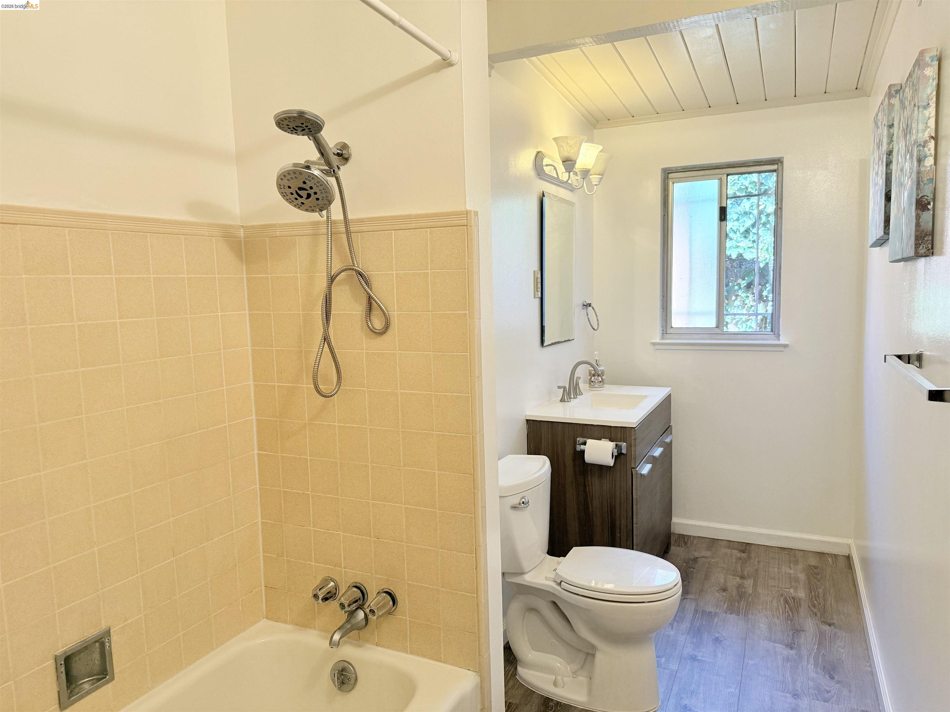 17494 Ehle St, Castro Valley CA 94546 — photo 14