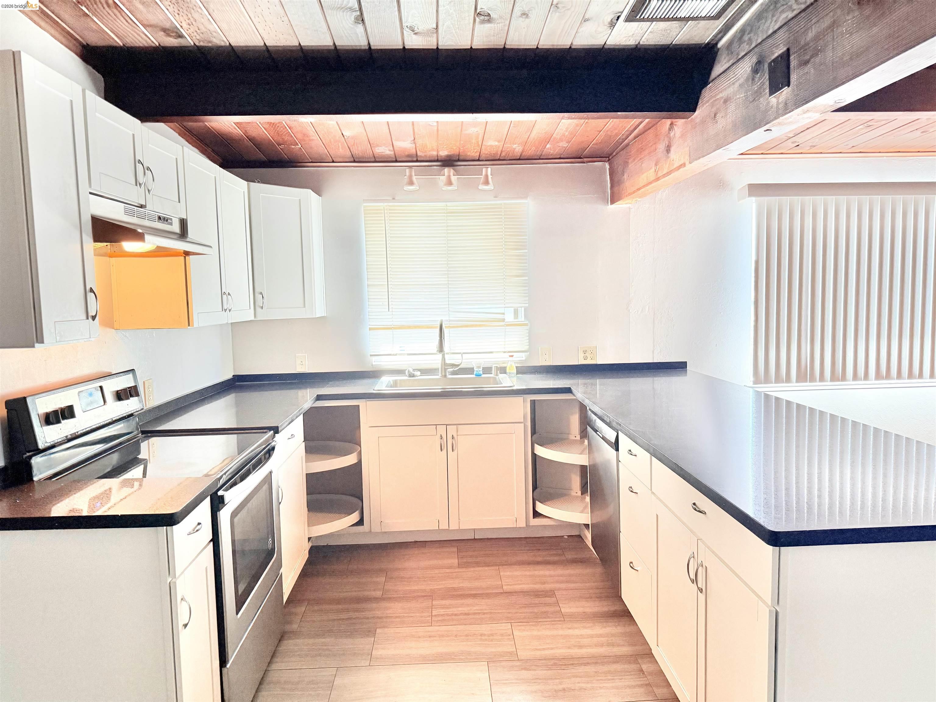 17494 Ehle St, Castro Valley CA 94546 — photo 6