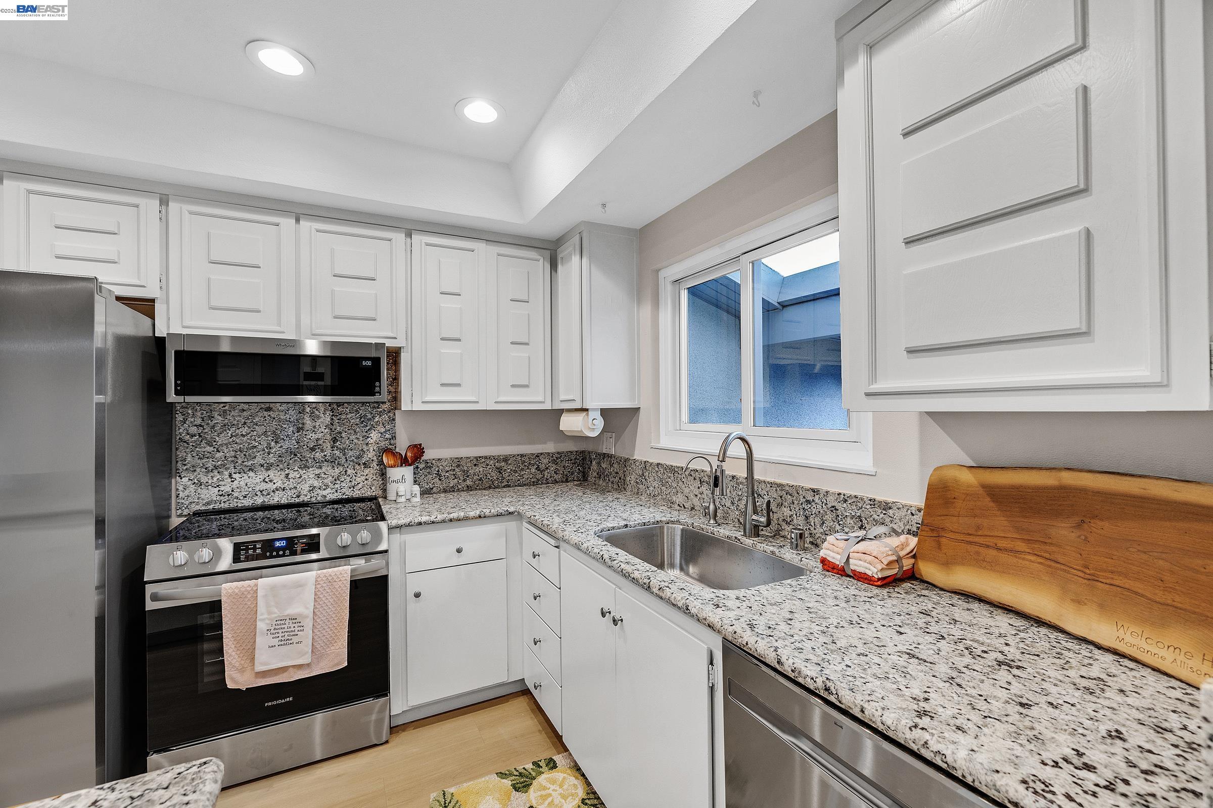 34232 Atteridge Pl, Fremont CA 94555 — photo 8