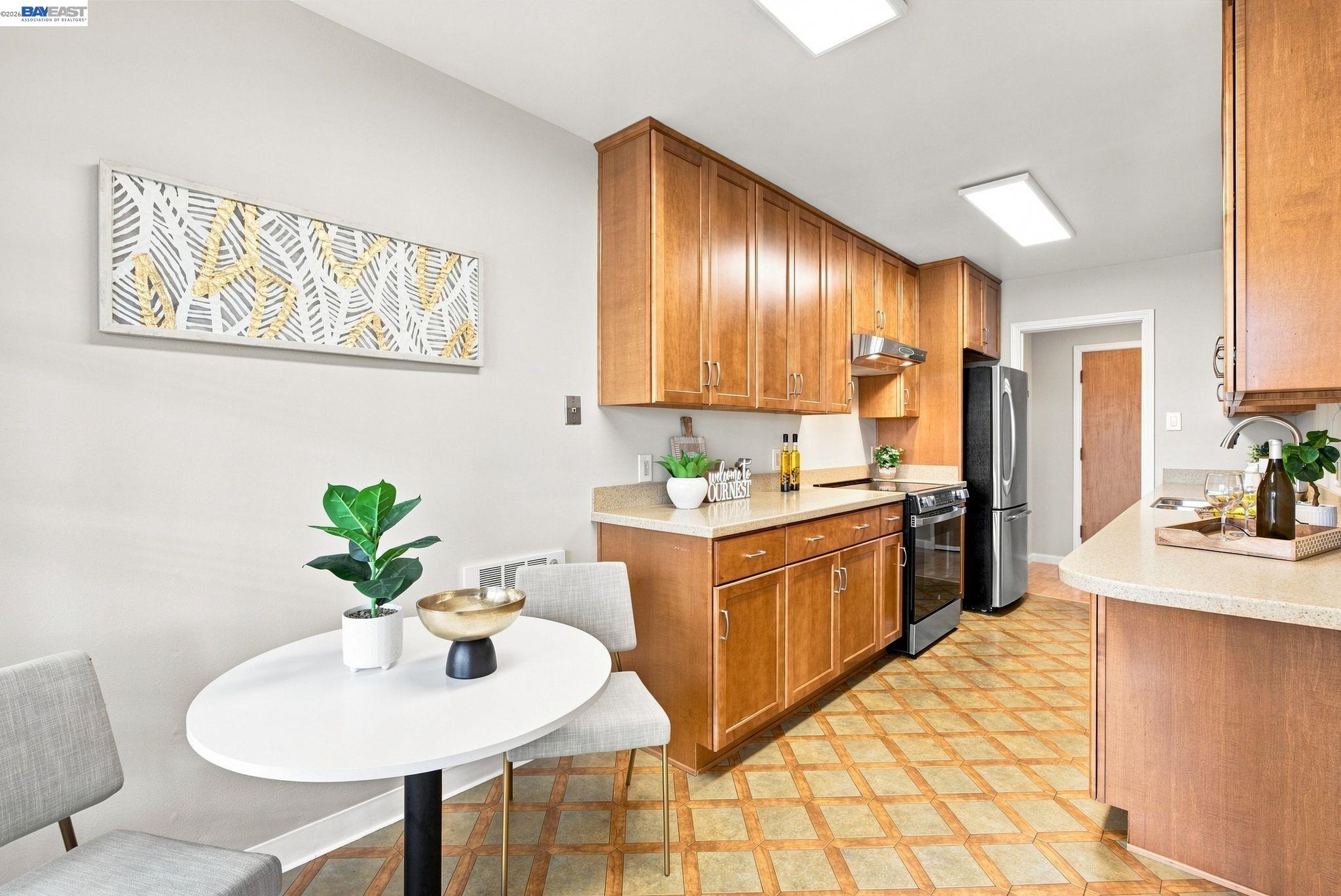 2137 Otis Dr # 101, Alameda CA 94501 — photo 9