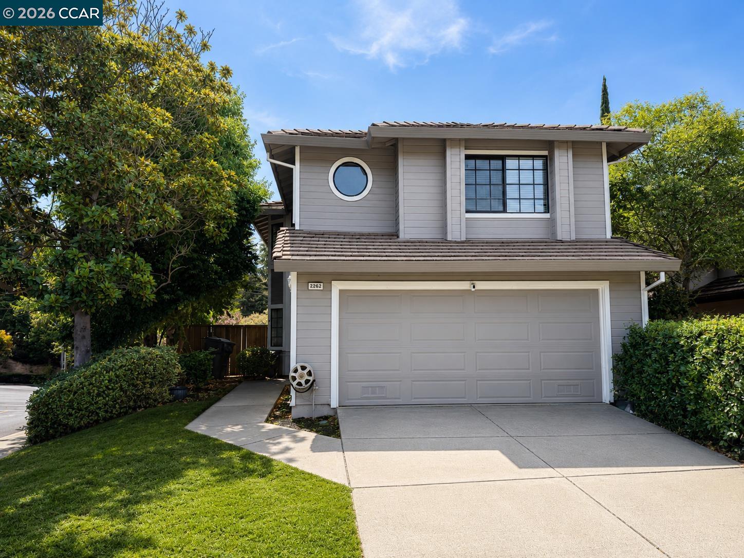 2262 Foxhill Dr, Martinez CA 94553