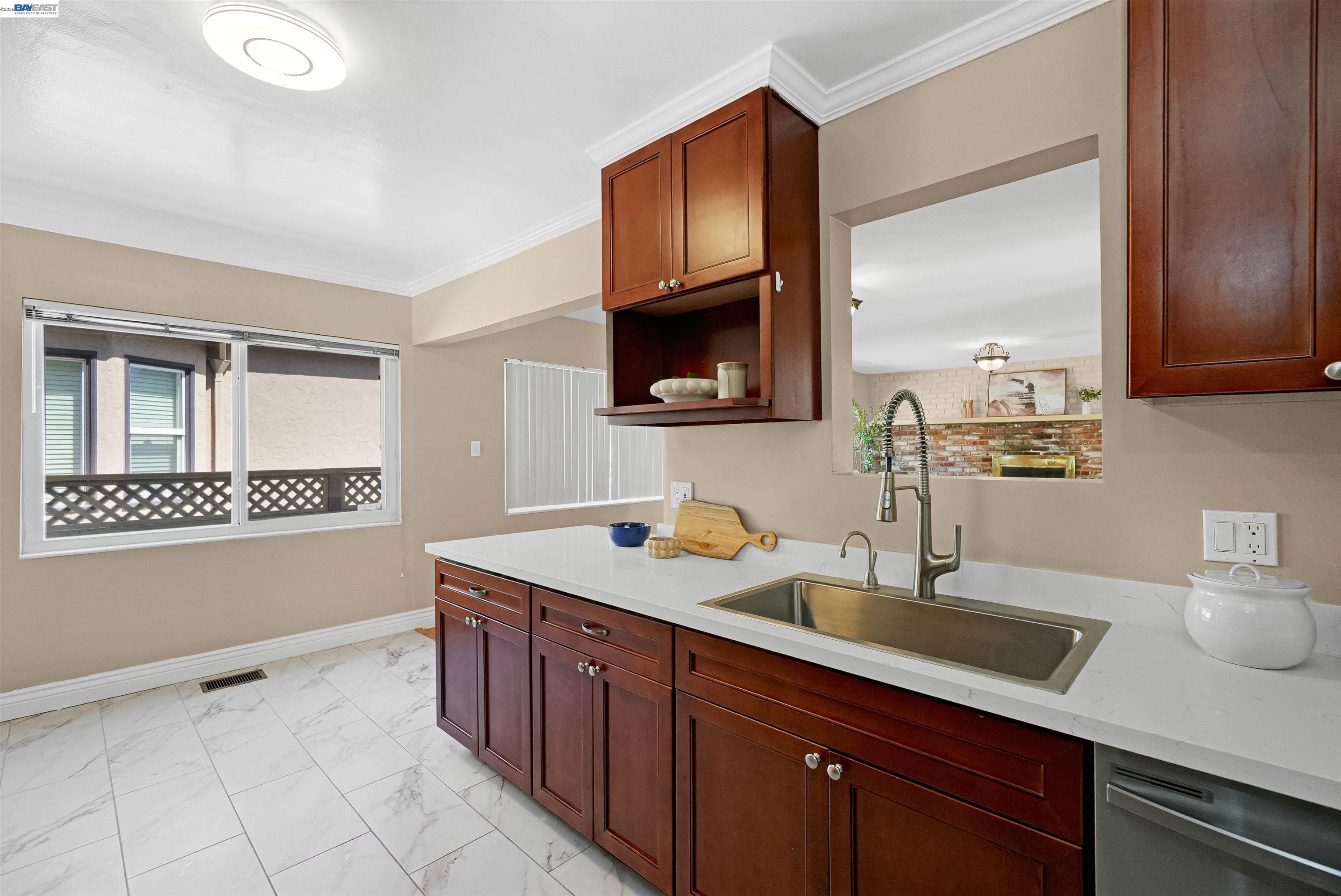 2016 Bancroft Ave, San Leandro CA 94577 — photo 8