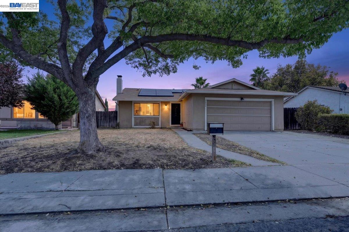 2650 Colony Dr, Tracy, CA 95376 photo 2