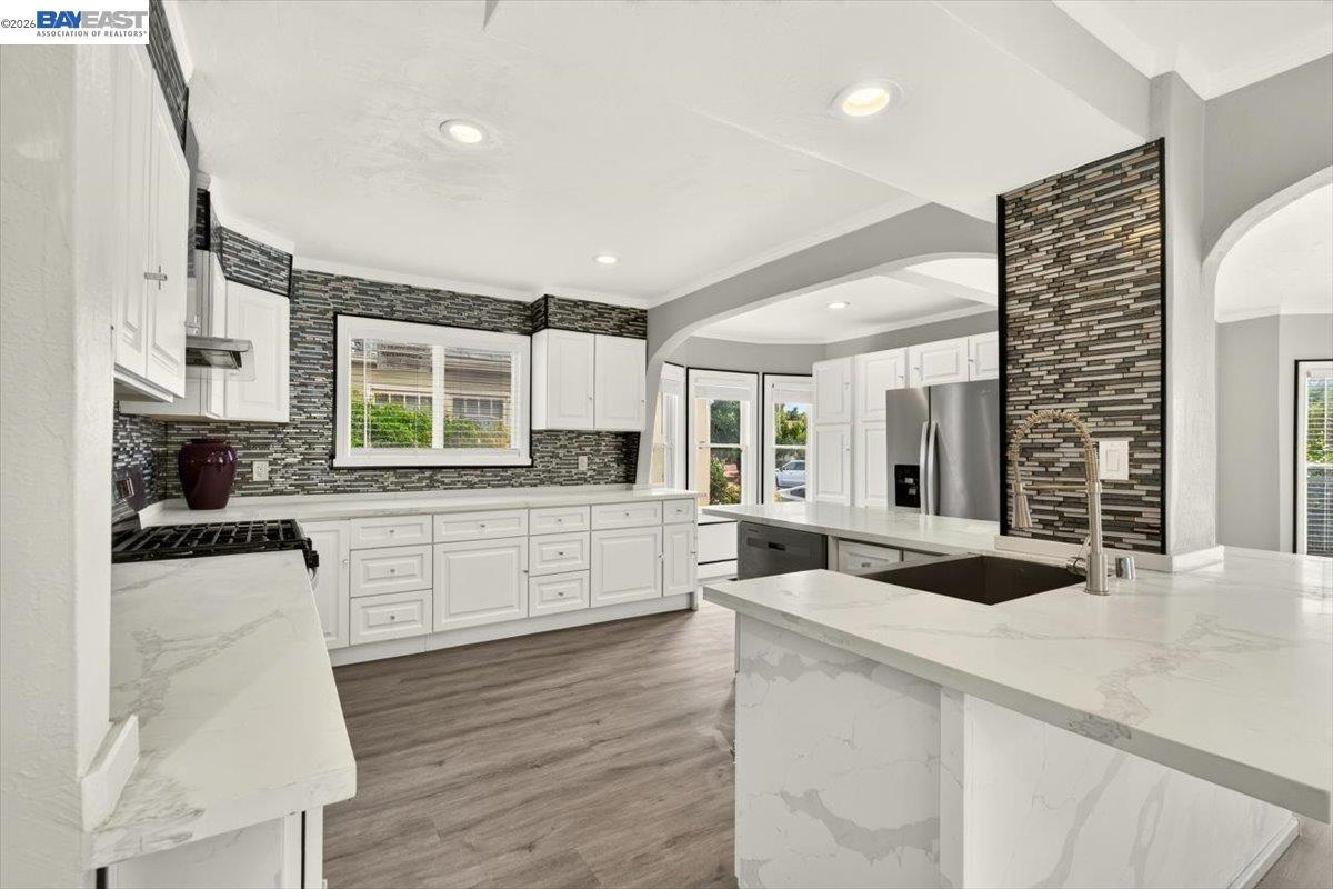 250 W Broadmoor Blvd, San Leandro CA 94577 — photo 18