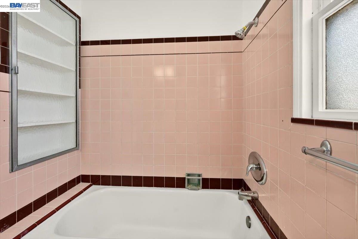 250 W Broadmoor Blvd, San Leandro CA 94577 — photo 25
