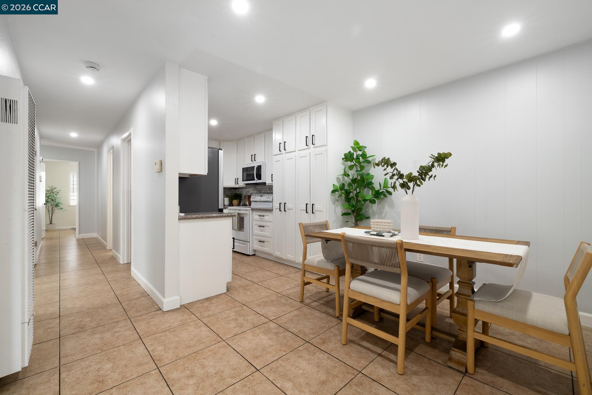 133 E Trident, Pittsburg CA 94565 — photo 11